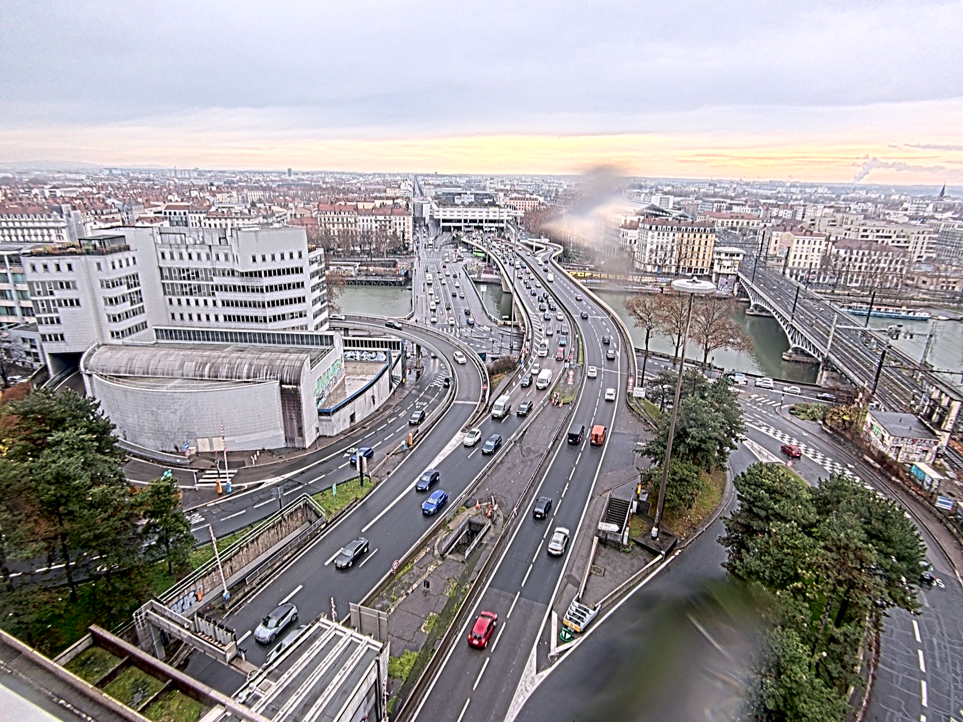 Caméra autoroute à Lyon Perrache à l'entrée Sud du Tunnel sous Fourvière, en direction de Marseille