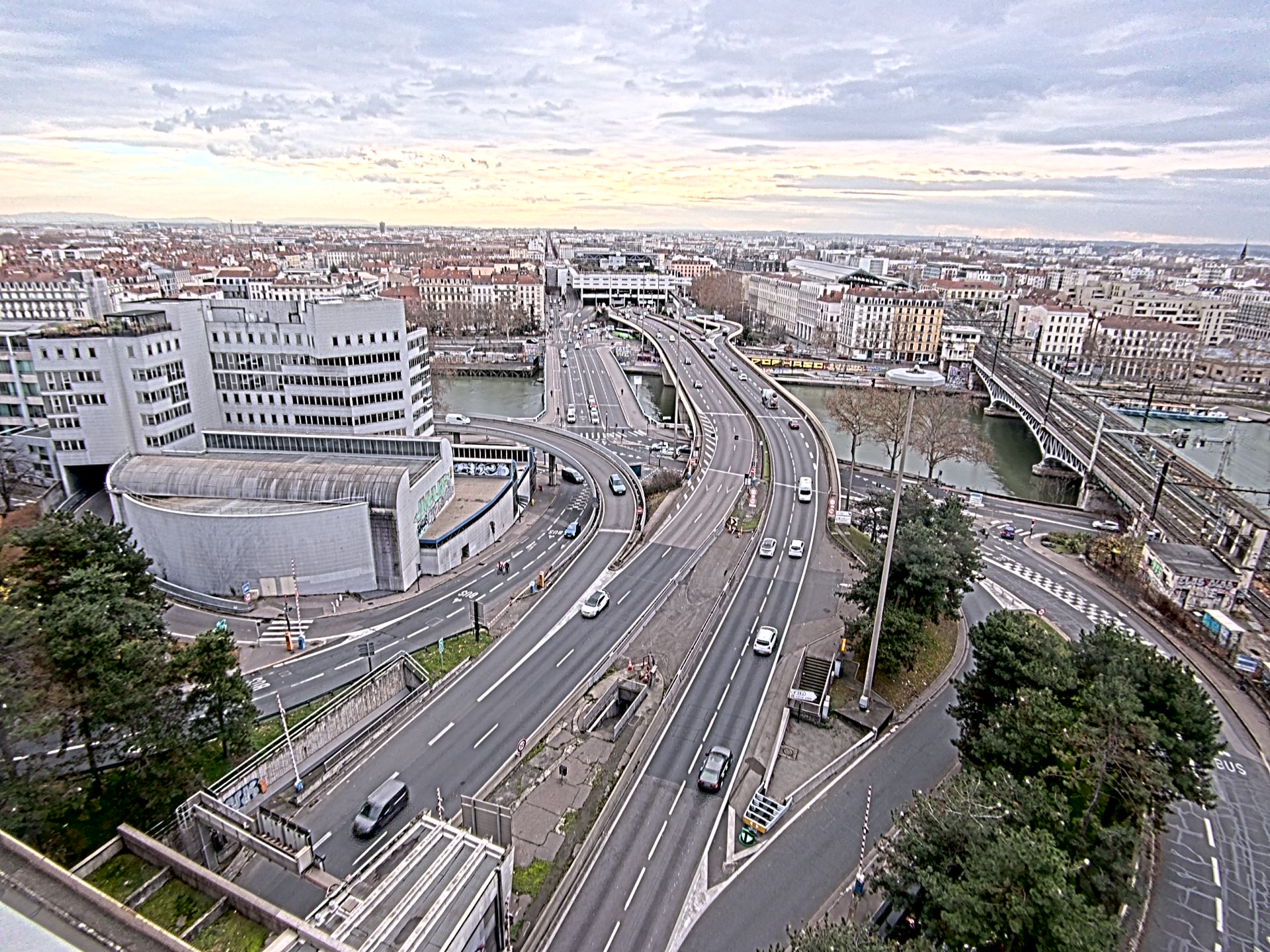 Caméra autoroute à Lyon Perrache à l'entrée Sud du Tunnel sous Fourvière, en direction de Marseille