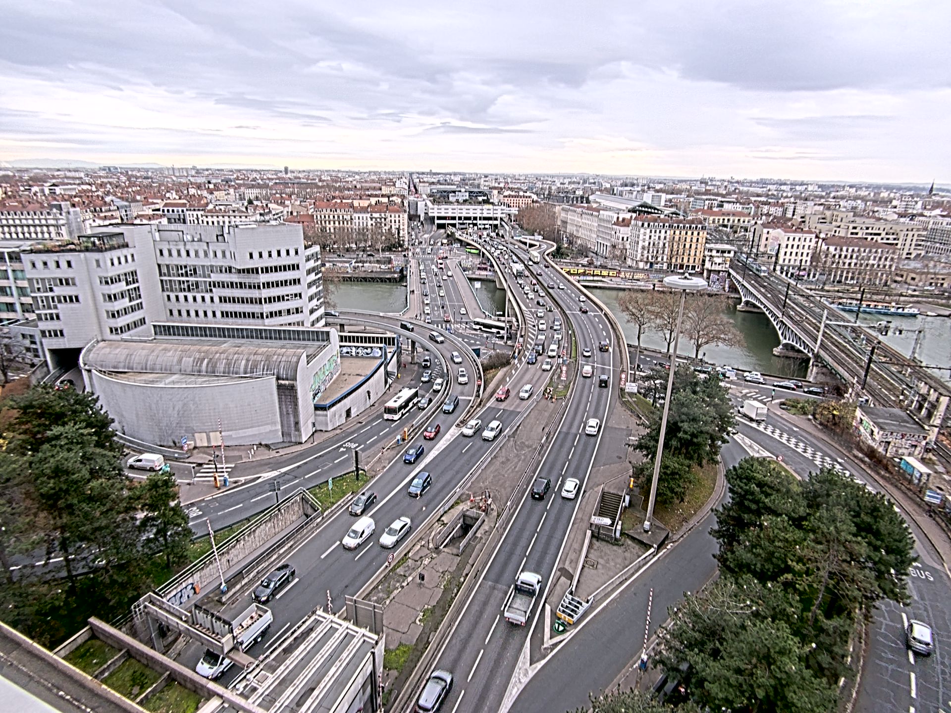 Caméra autoroute à Lyon Perrache à l'entrée Sud du Tunnel sous Fourvière, en direction de Marseille