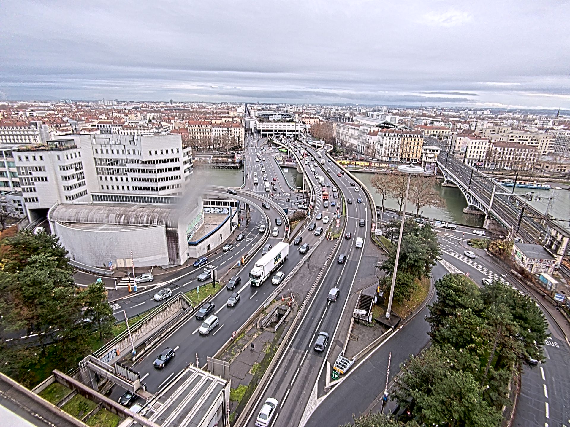 Caméra autoroute à Lyon Perrache à l'entrée Sud du Tunnel sous Fourvière, en direction de Marseille