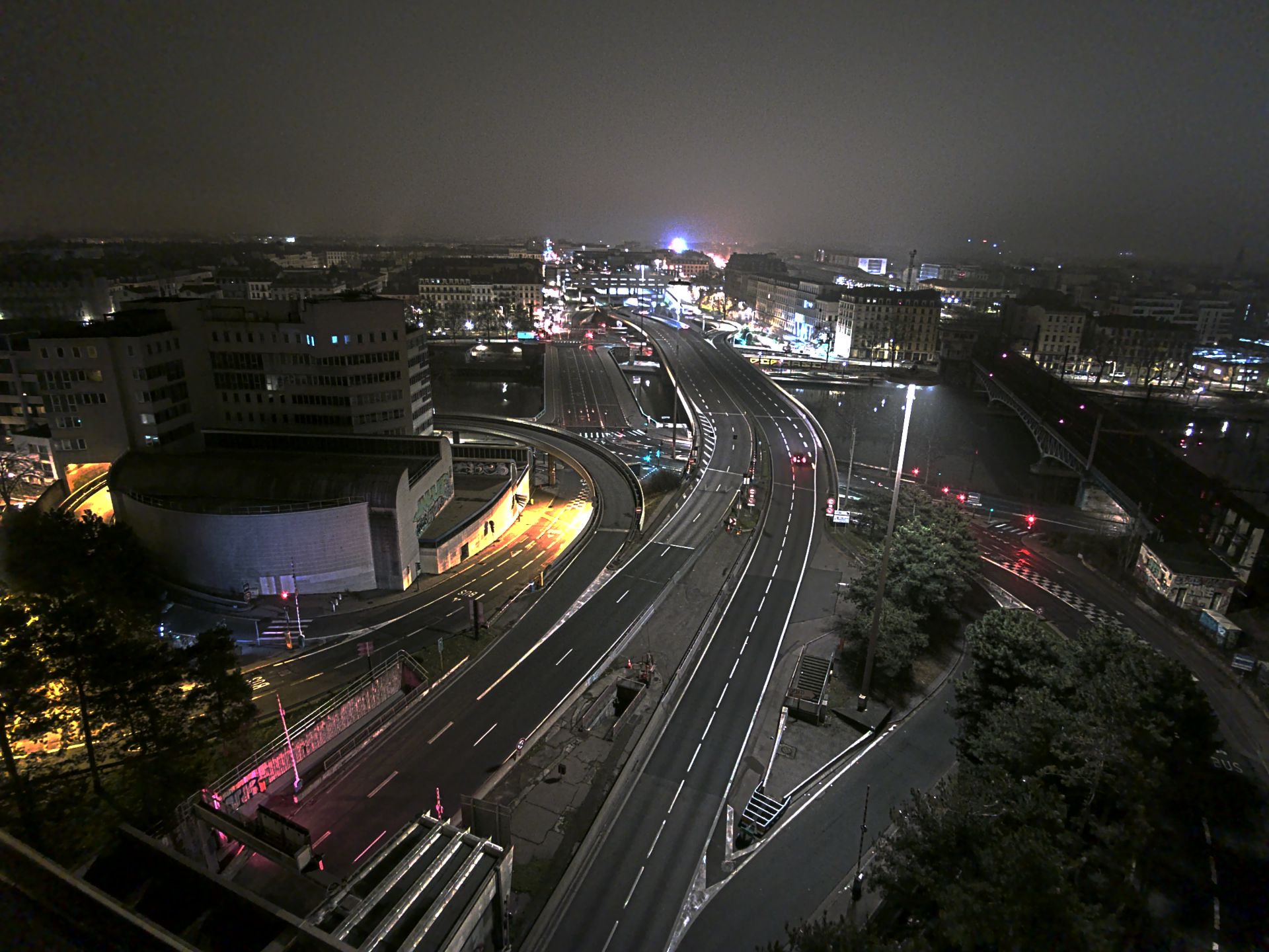 Caméra autoroute à Lyon Perrache à l'entrée Sud du Tunnel sous Fourvière, en direction de Marseille