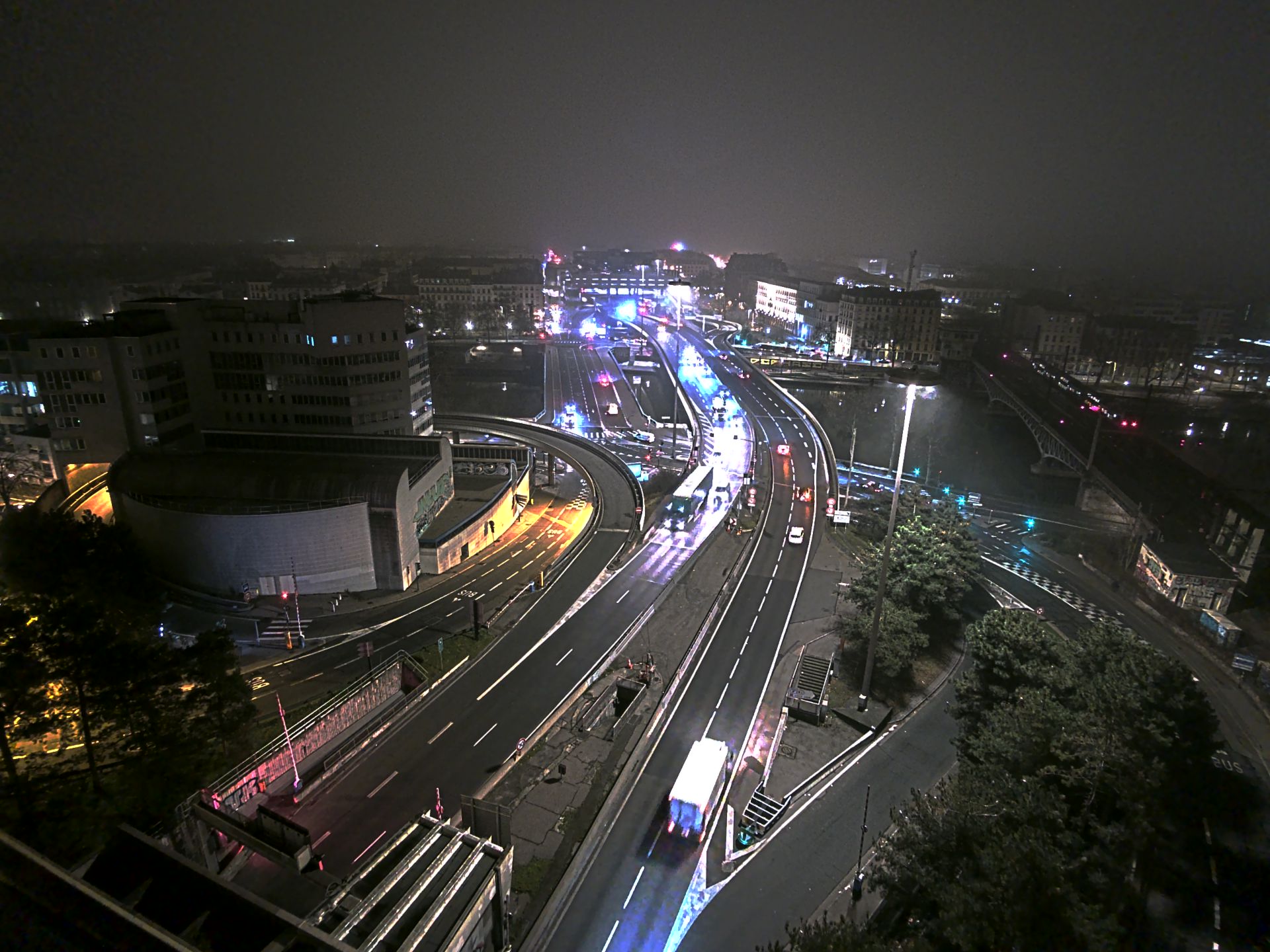 Caméra autoroute à Lyon Perrache à l'entrée Sud du Tunnel sous Fourvière, en direction de Marseille
