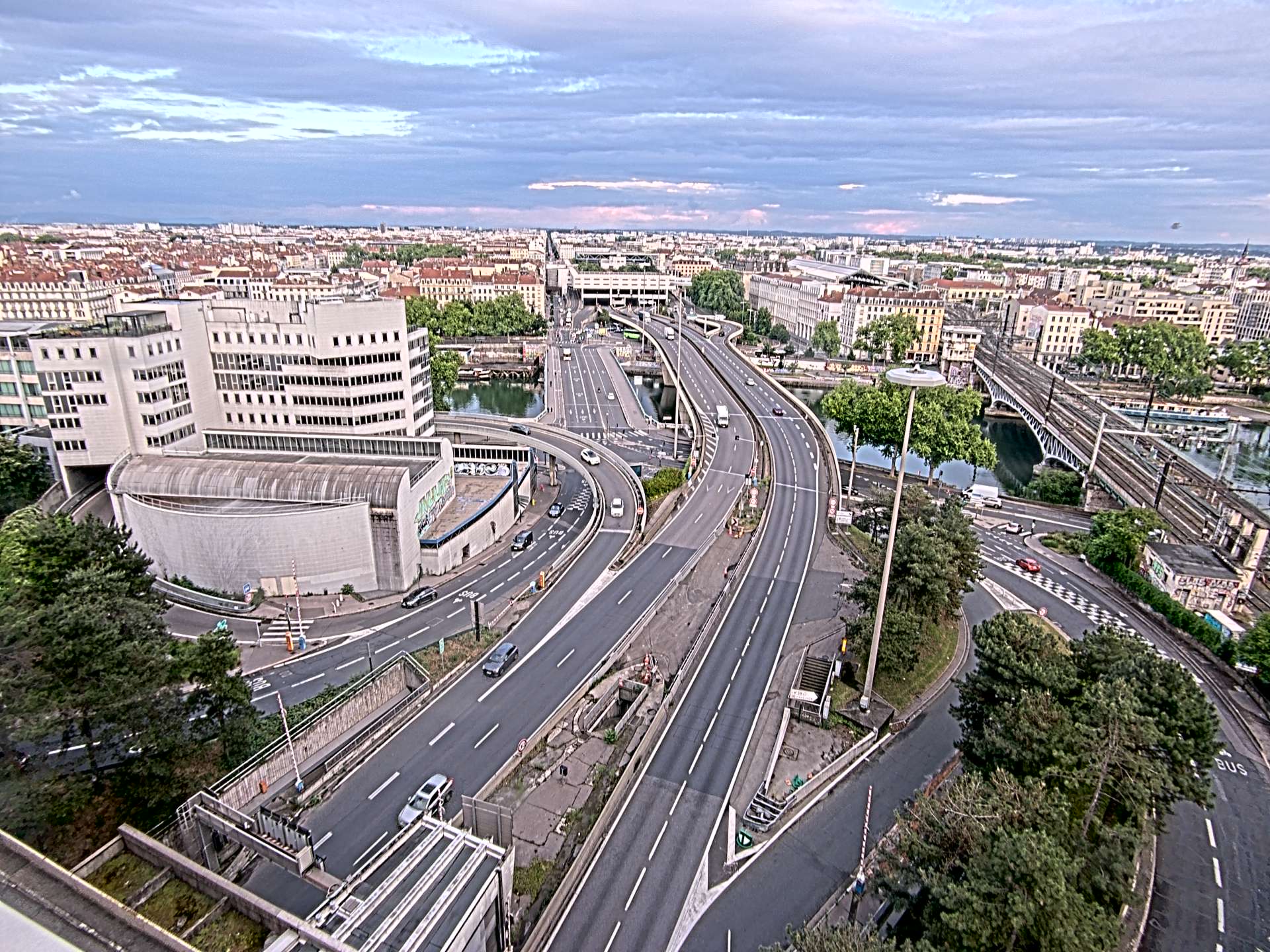 Caméra autoroute à Lyon Perrache à l'entrée Sud du Tunnel sous Fourvière, en direction de Marseille