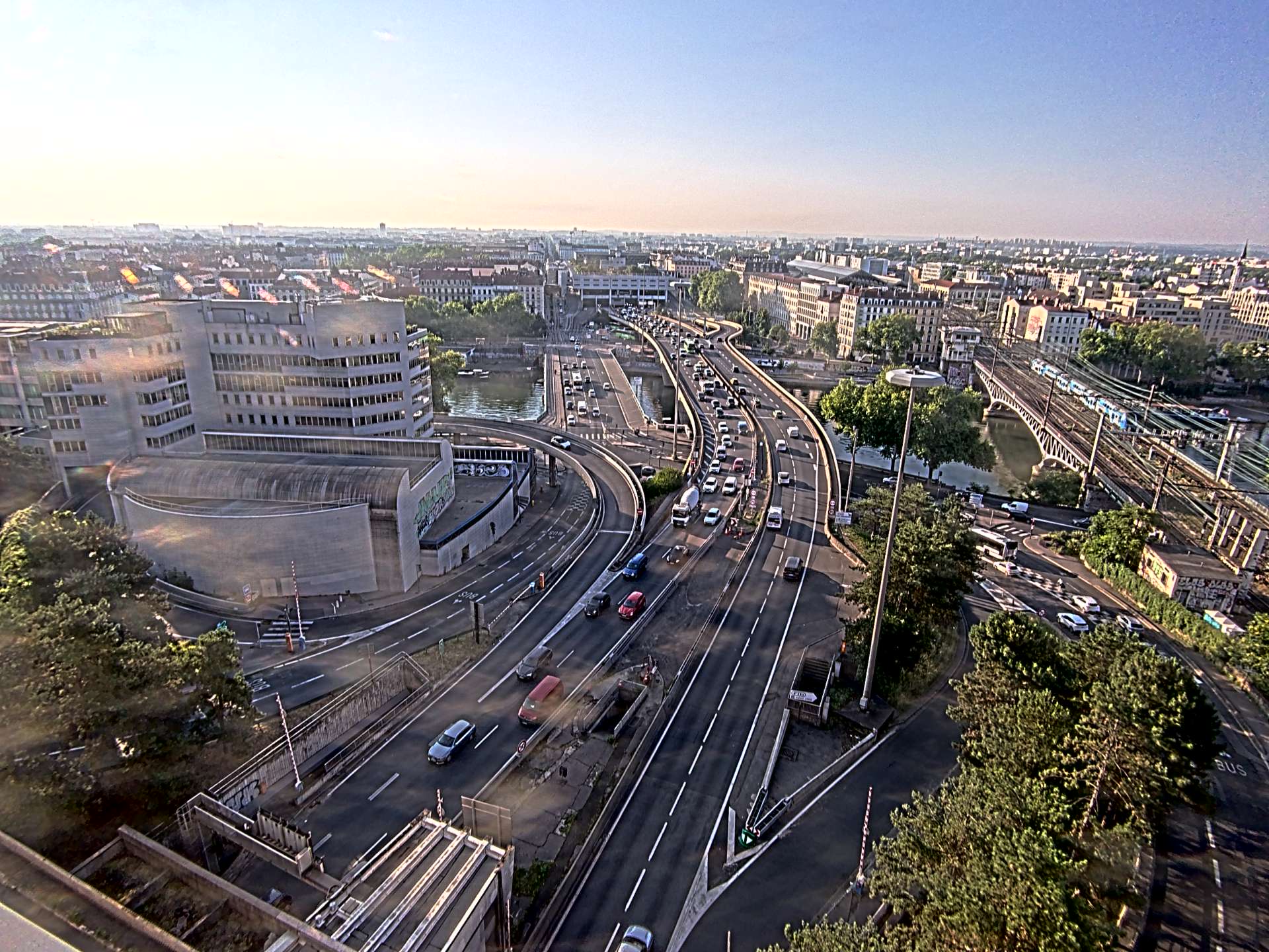 Caméra autoroute à Lyon Perrache à l'entrée Sud du Tunnel sous Fourvière, en direction de Marseille