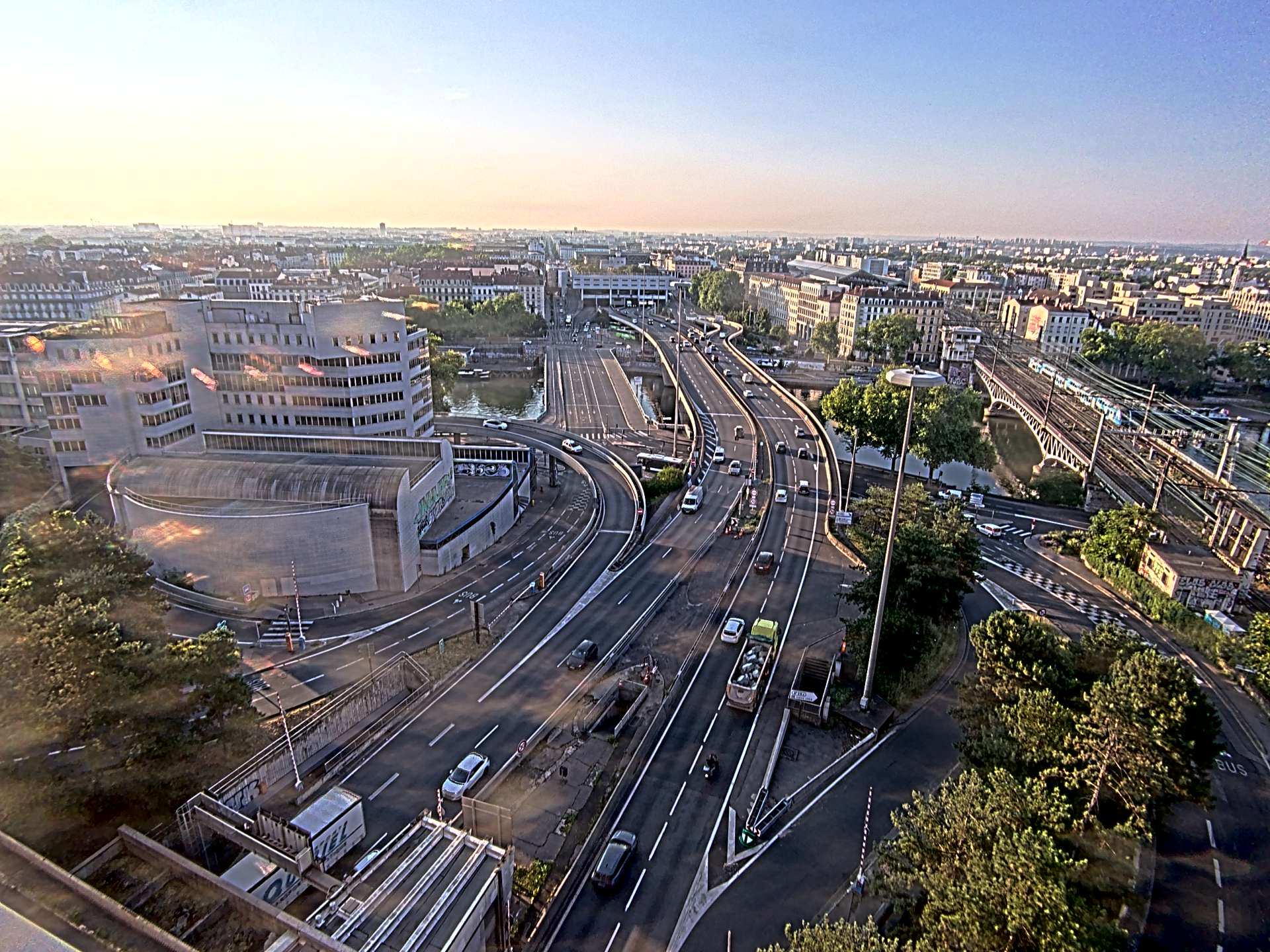 Caméra autoroute à Lyon Perrache à l'entrée Sud du Tunnel sous Fourvière, en direction de Marseille