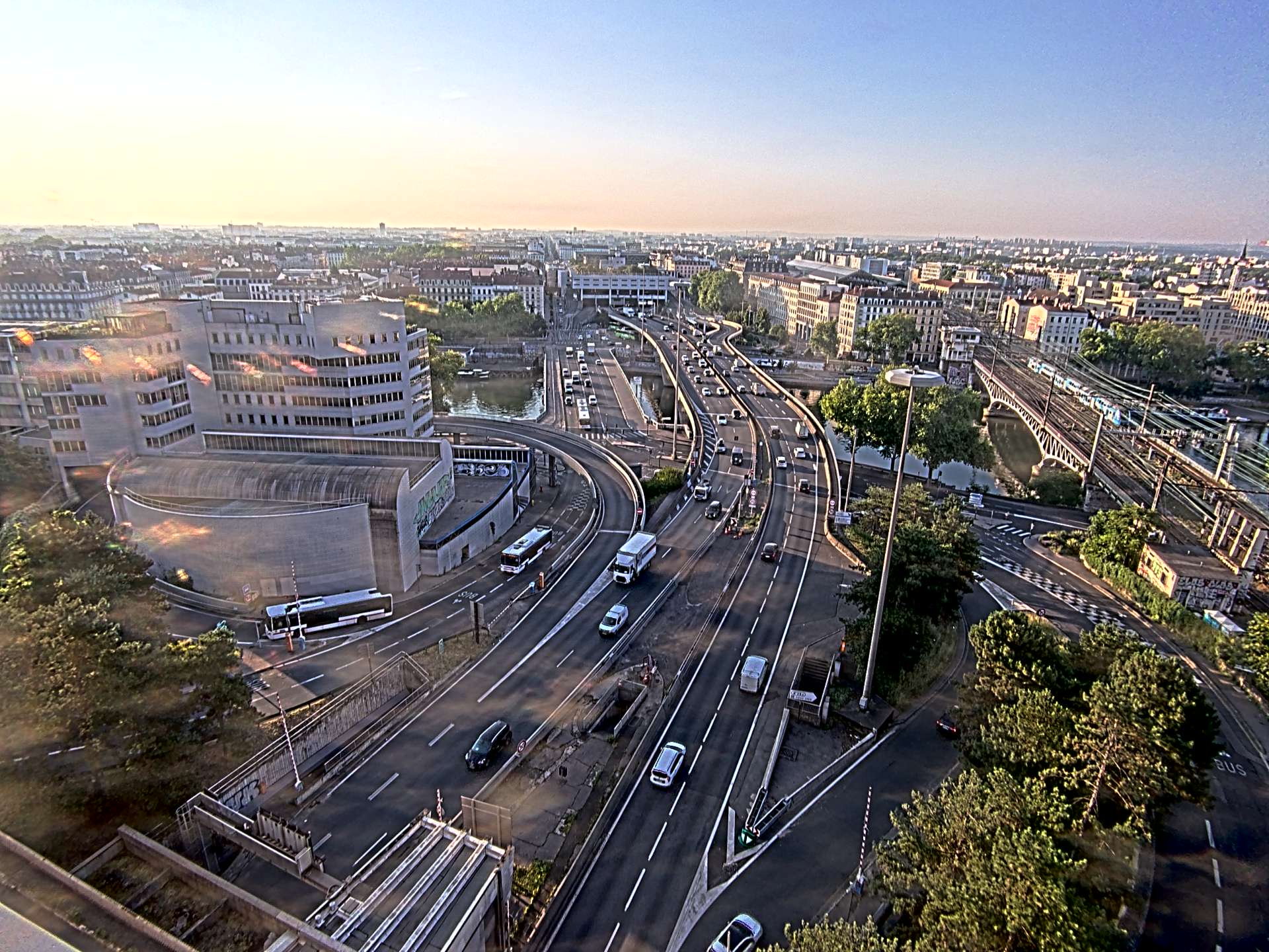 Caméra autoroute à Lyon Perrache à l'entrée Sud du Tunnel sous Fourvière, en direction de Marseille