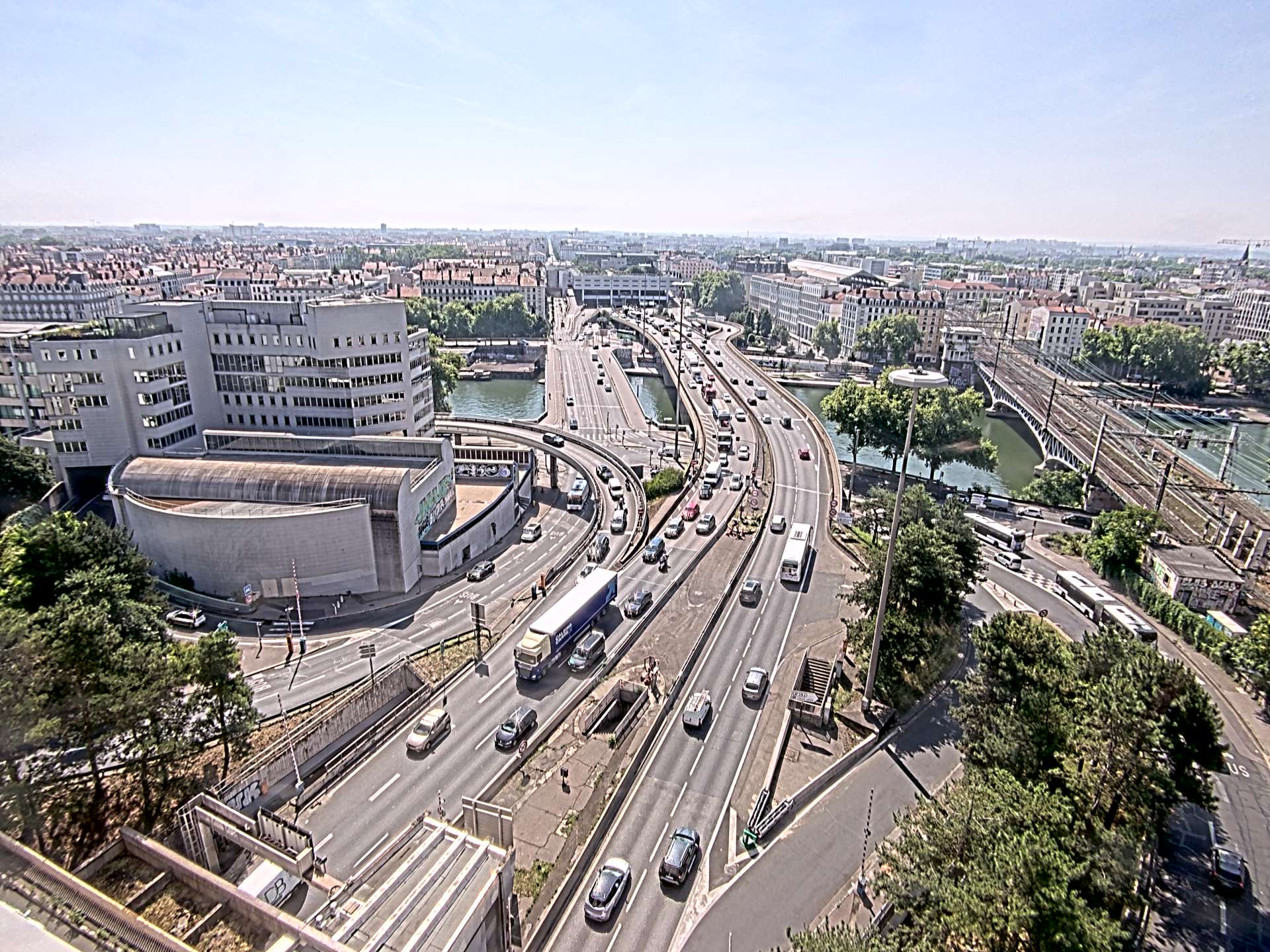 Caméra autoroute à Lyon Perrache à l'entrée Sud du Tunnel sous Fourvière, en direction de Marseille