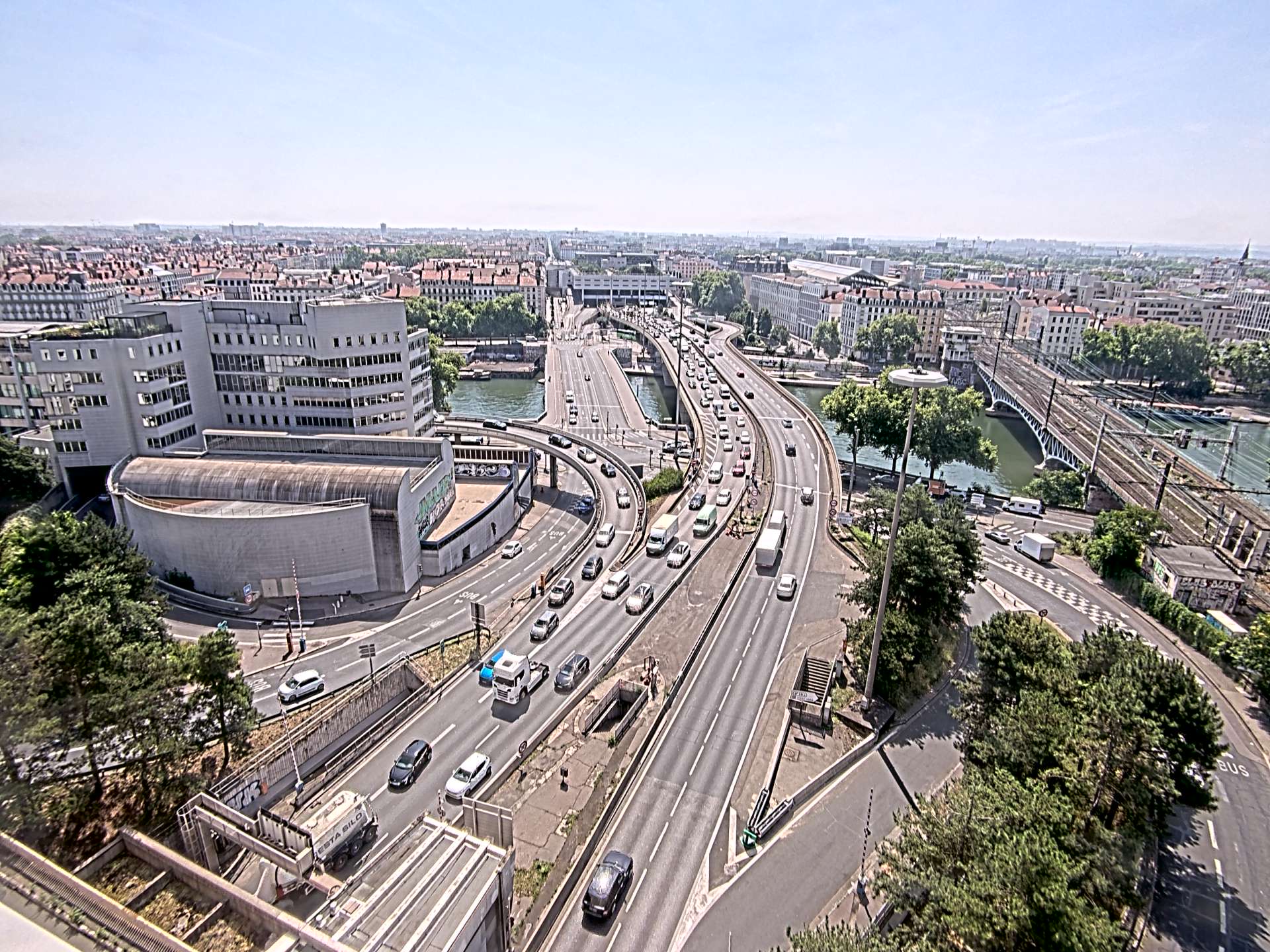 Caméra autoroute à Lyon Perrache à l'entrée Sud du Tunnel sous Fourvière, en direction de Marseille
