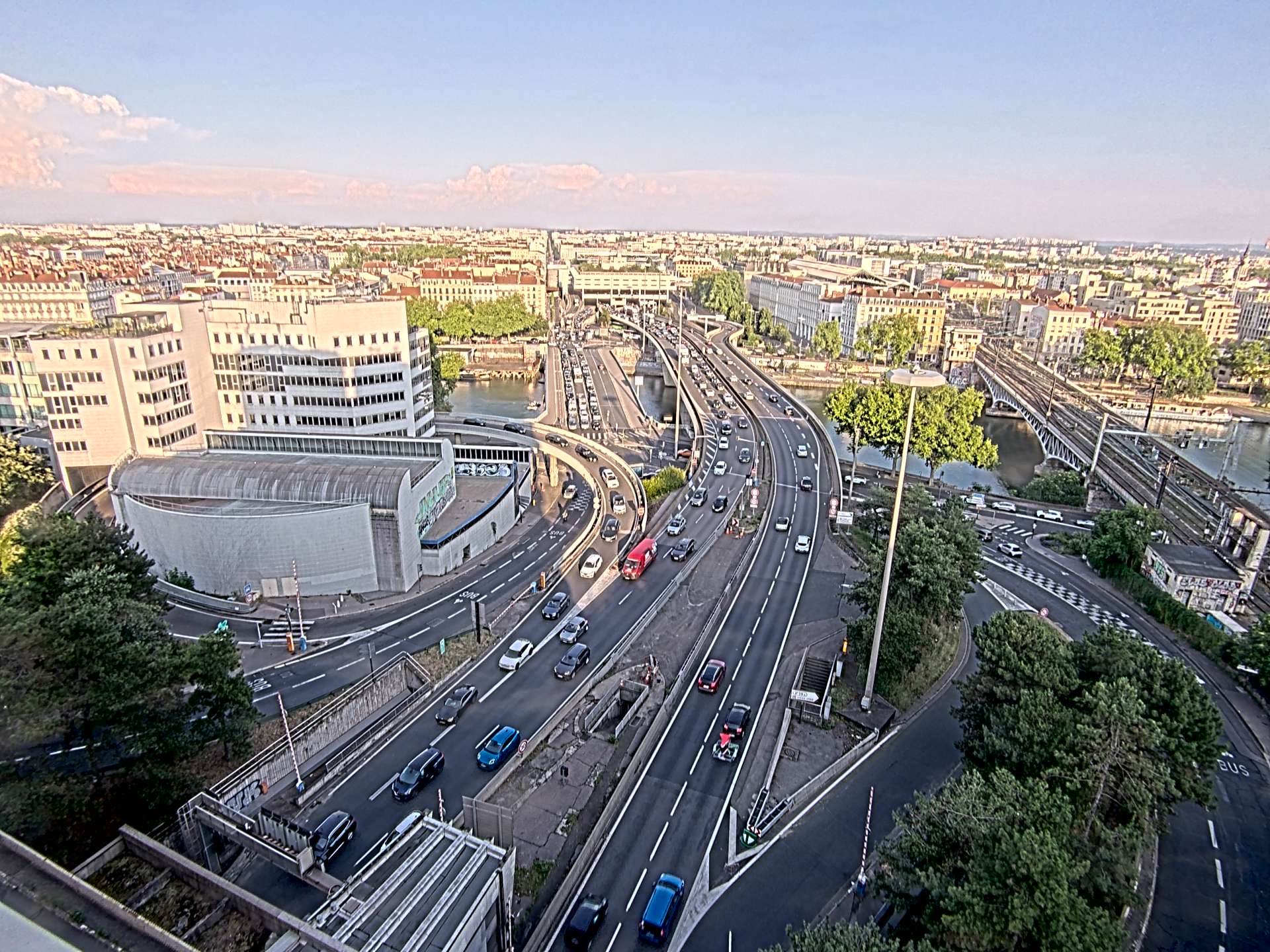 Caméra autoroute à Lyon Perrache à l'entrée Sud du Tunnel sous Fourvière, en direction de Marseille