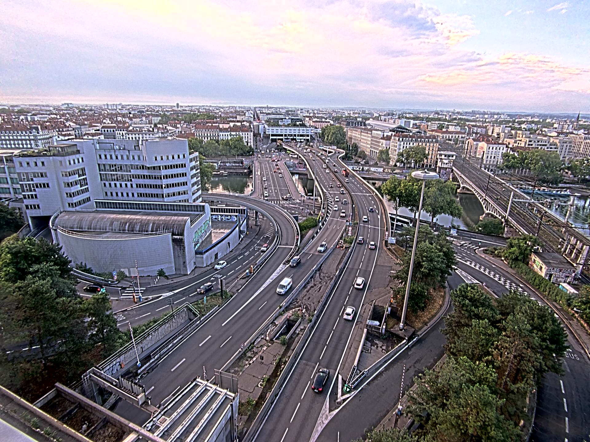 Caméra autoroute à Lyon Perrache à l'entrée Sud du Tunnel sous Fourvière, en direction de Marseille