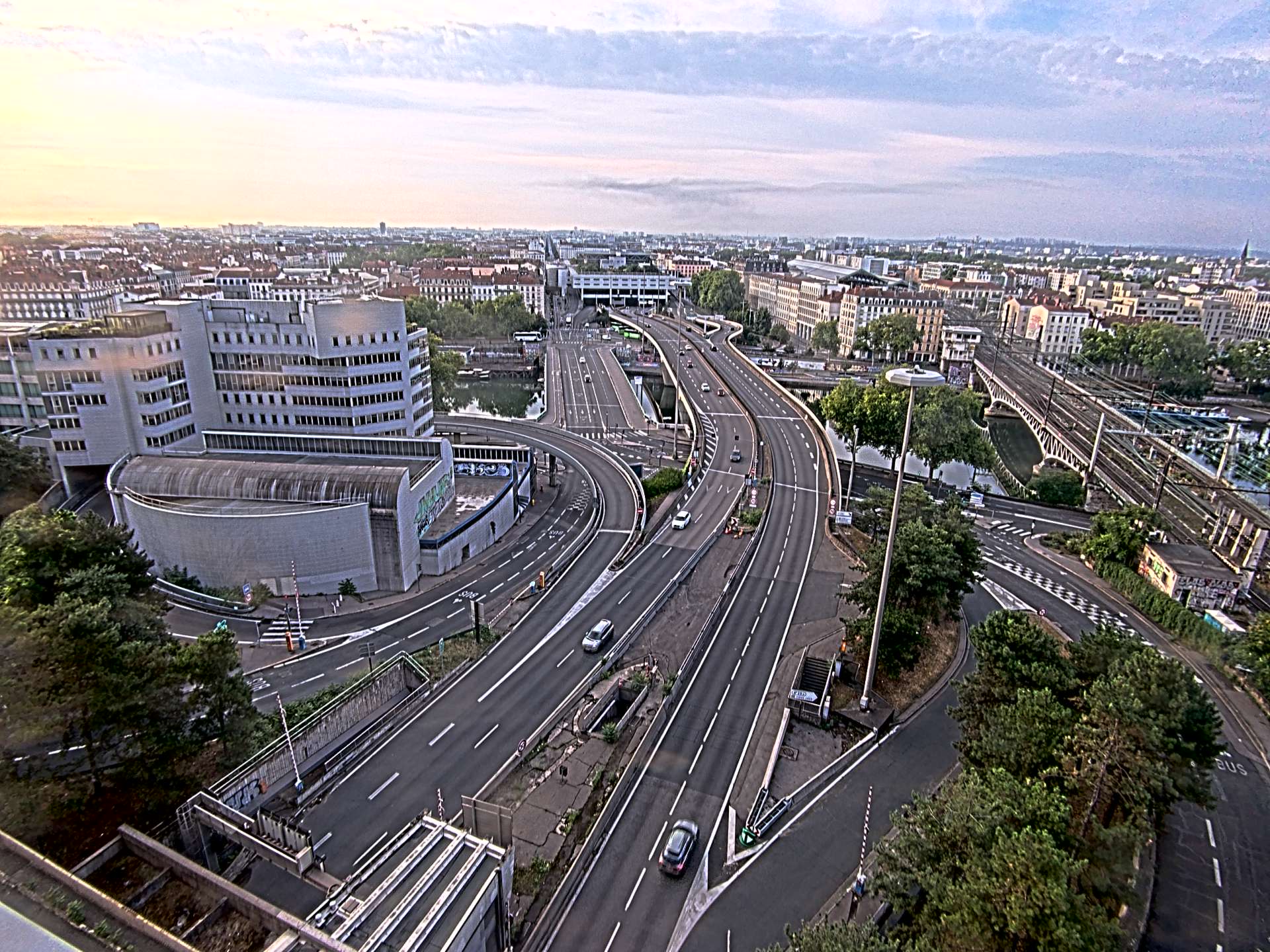 Caméra autoroute à Lyon Perrache à l'entrée Sud du Tunnel sous Fourvière, en direction de Marseille