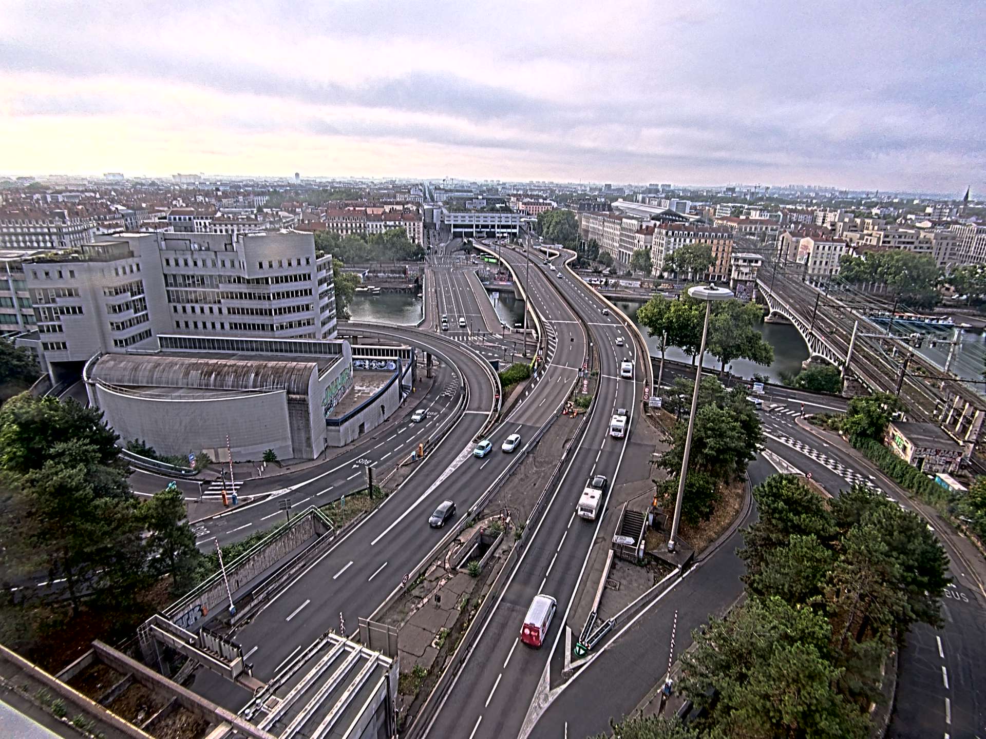 Caméra autoroute à Lyon Perrache à l'entrée Sud du Tunnel sous Fourvière, en direction de Marseille