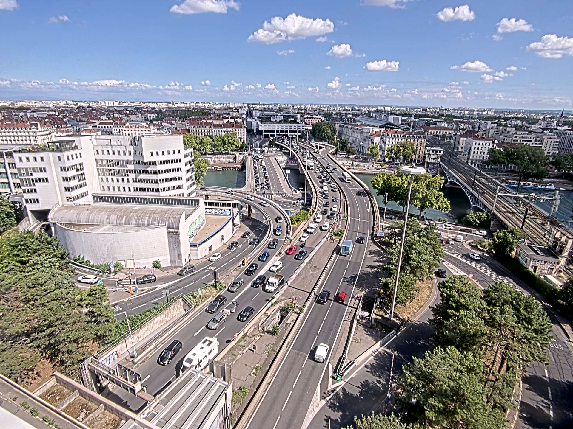 Caméra autoroute à Lyon Perrache à l'entrée Sud du Tunnel sous Fourvière, en direction de Marseille