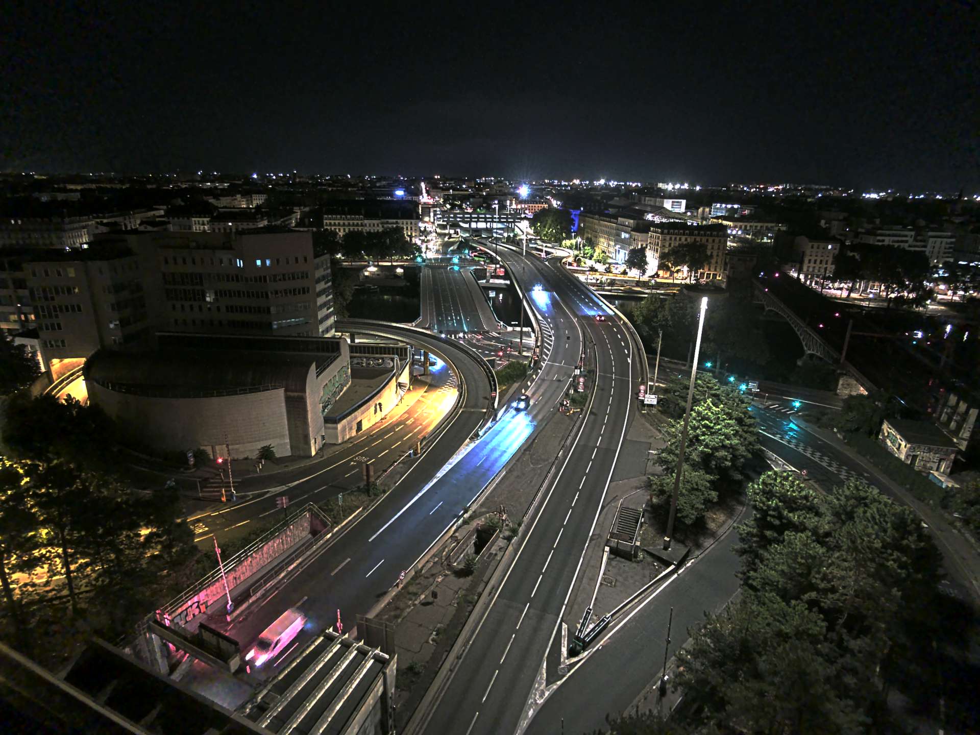 Caméra autoroute à Lyon Perrache à l'entrée Sud du Tunnel sous Fourvière, en direction de Marseille