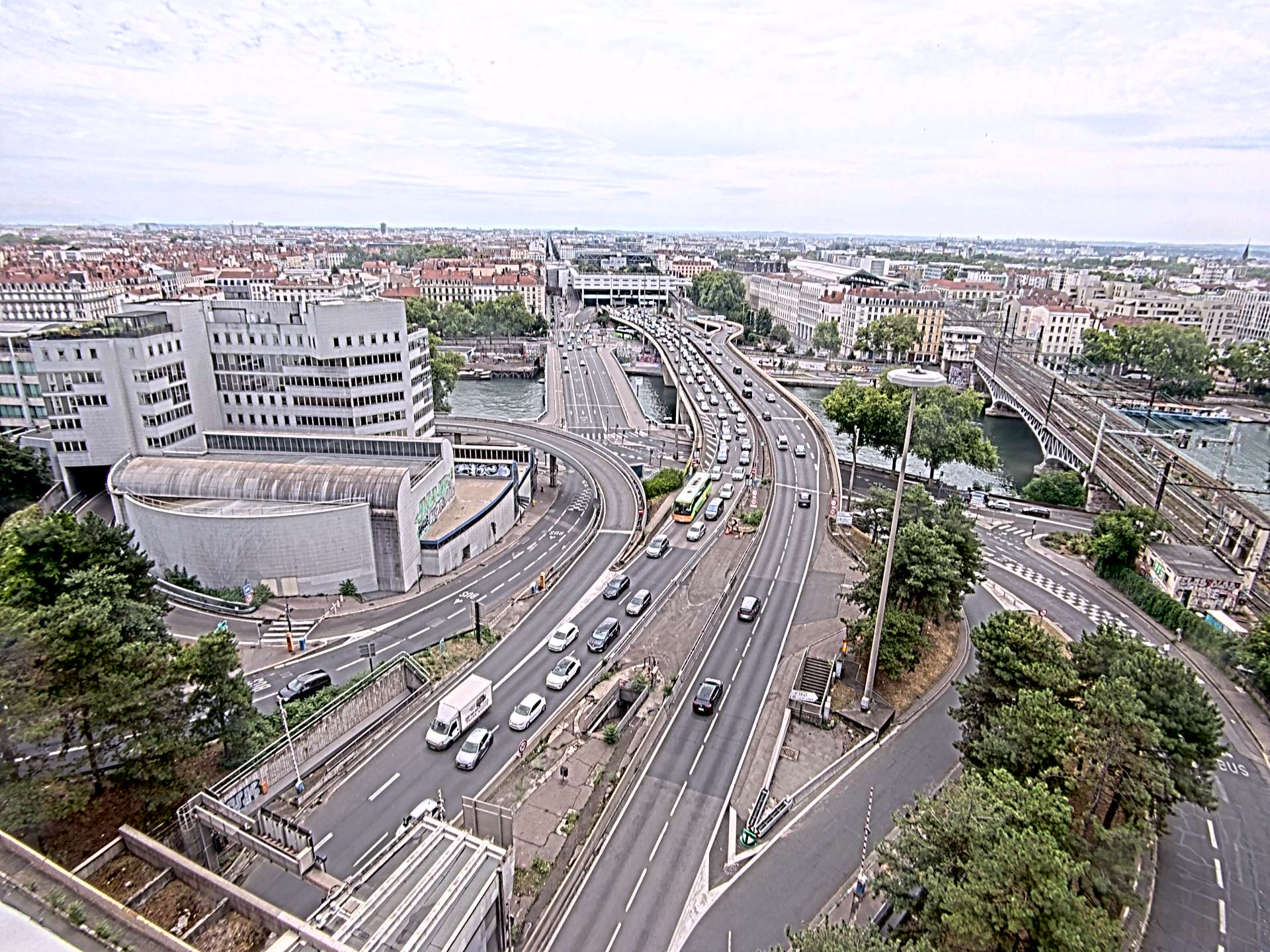 Caméra autoroute à Lyon Perrache à l'entrée Sud du Tunnel sous Fourvière, en direction de Marseille
