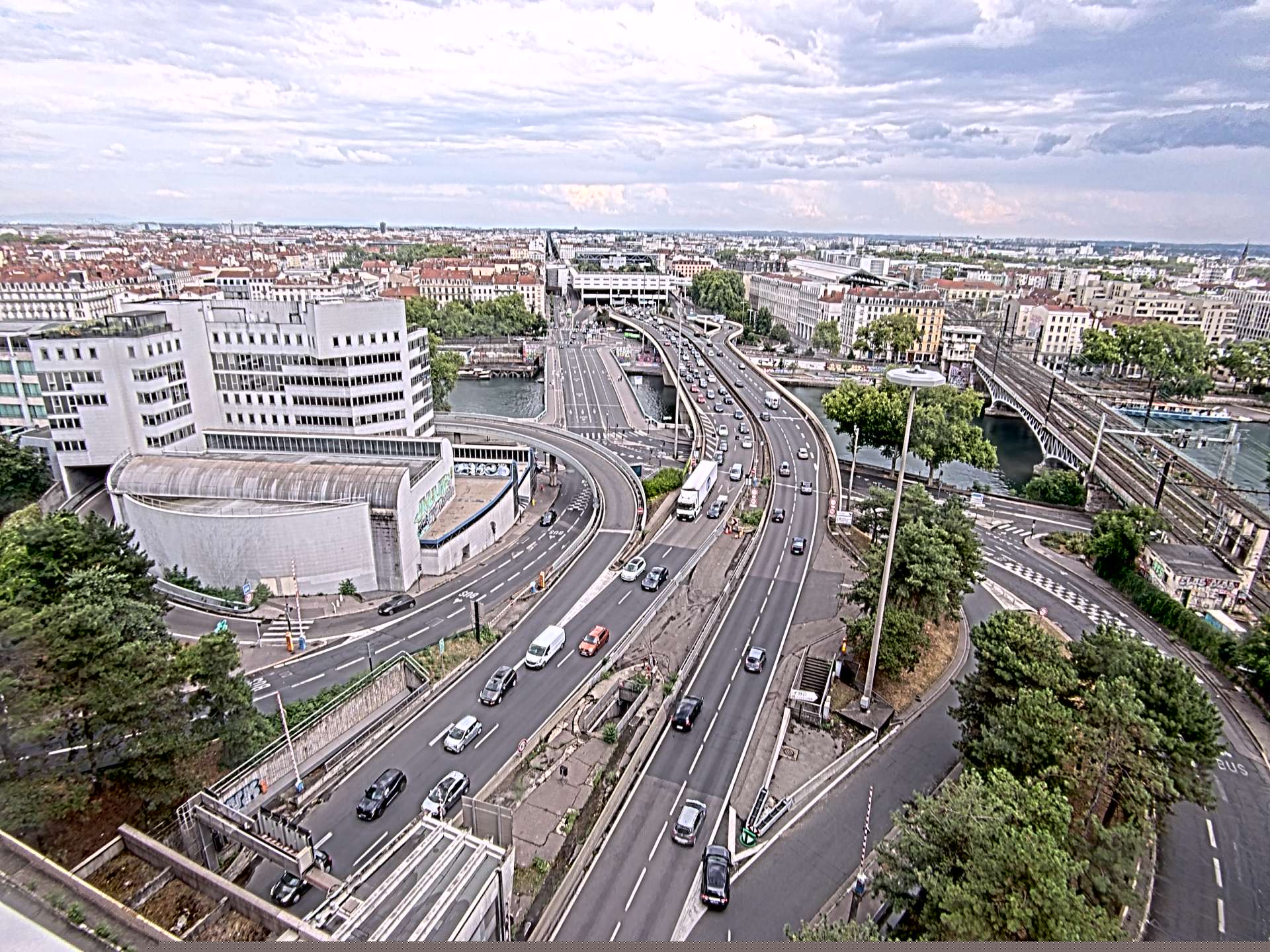 Caméra autoroute à Lyon Perrache à l'entrée Sud du Tunnel sous Fourvière, en direction de Marseille