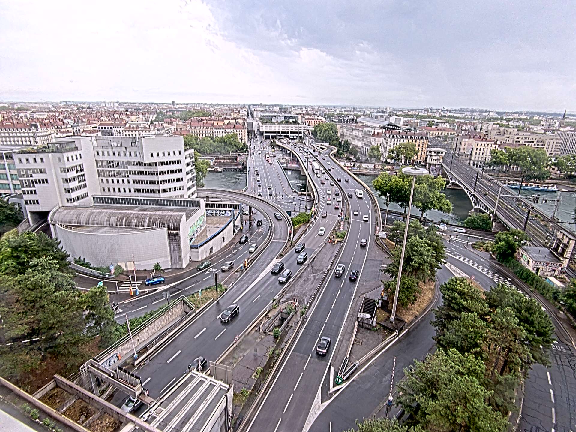 Caméra autoroute à Lyon Perrache à l'entrée Sud du Tunnel sous Fourvière, en direction de Marseille