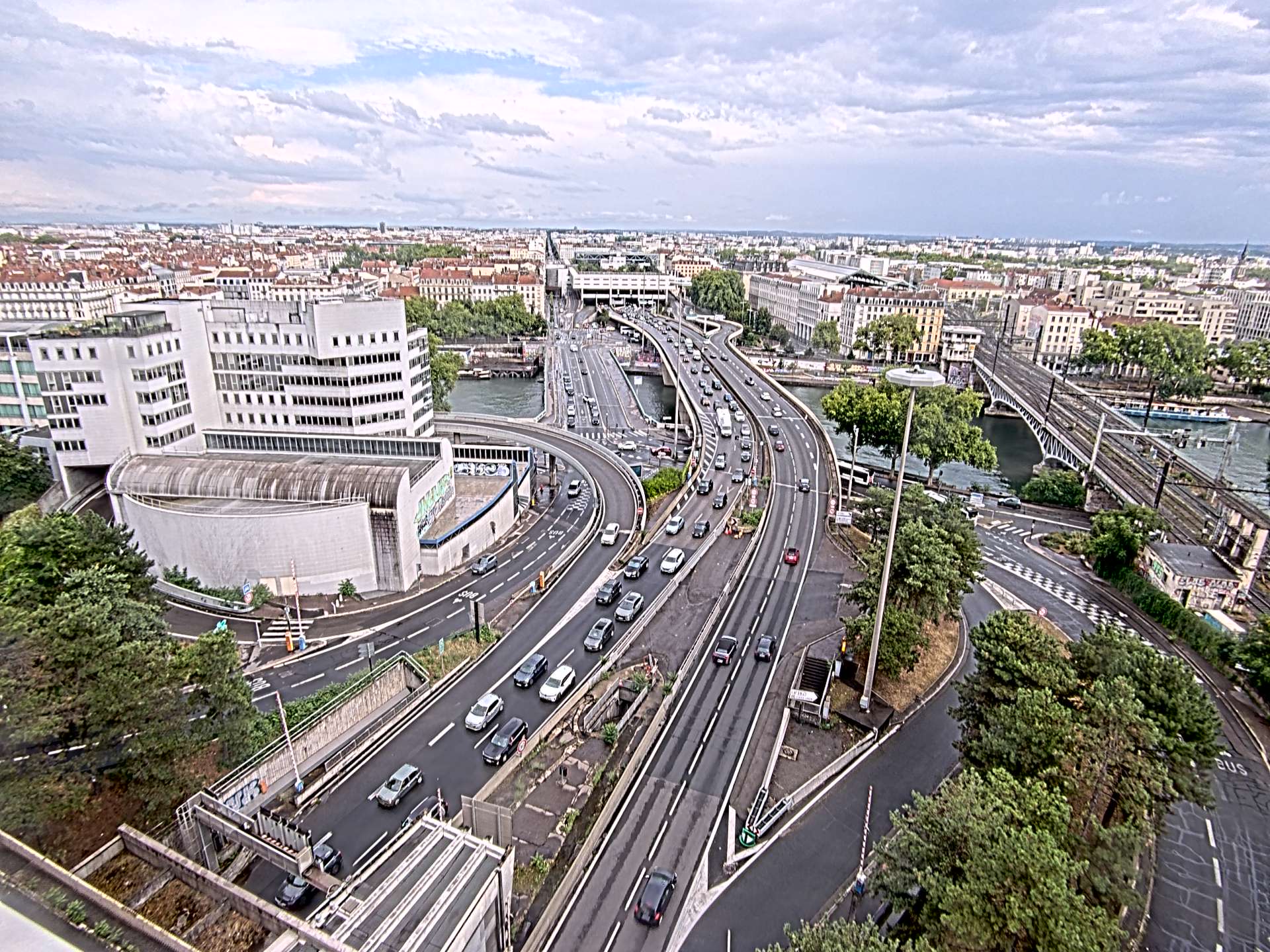 Caméra autoroute à Lyon Perrache à l'entrée Sud du Tunnel sous Fourvière, en direction de Marseille
