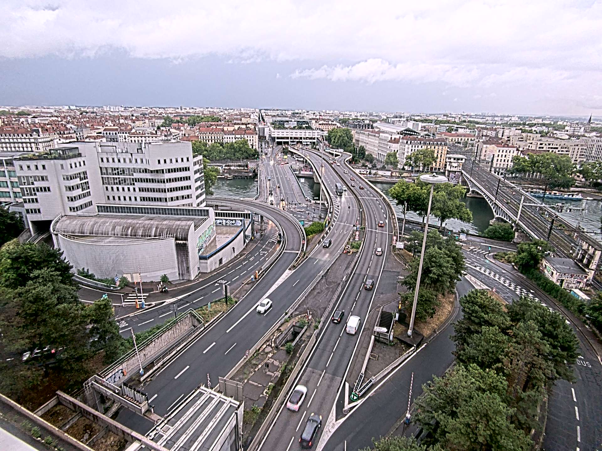 Caméra autoroute à Lyon Perrache à l'entrée Sud du Tunnel sous Fourvière, en direction de Marseille