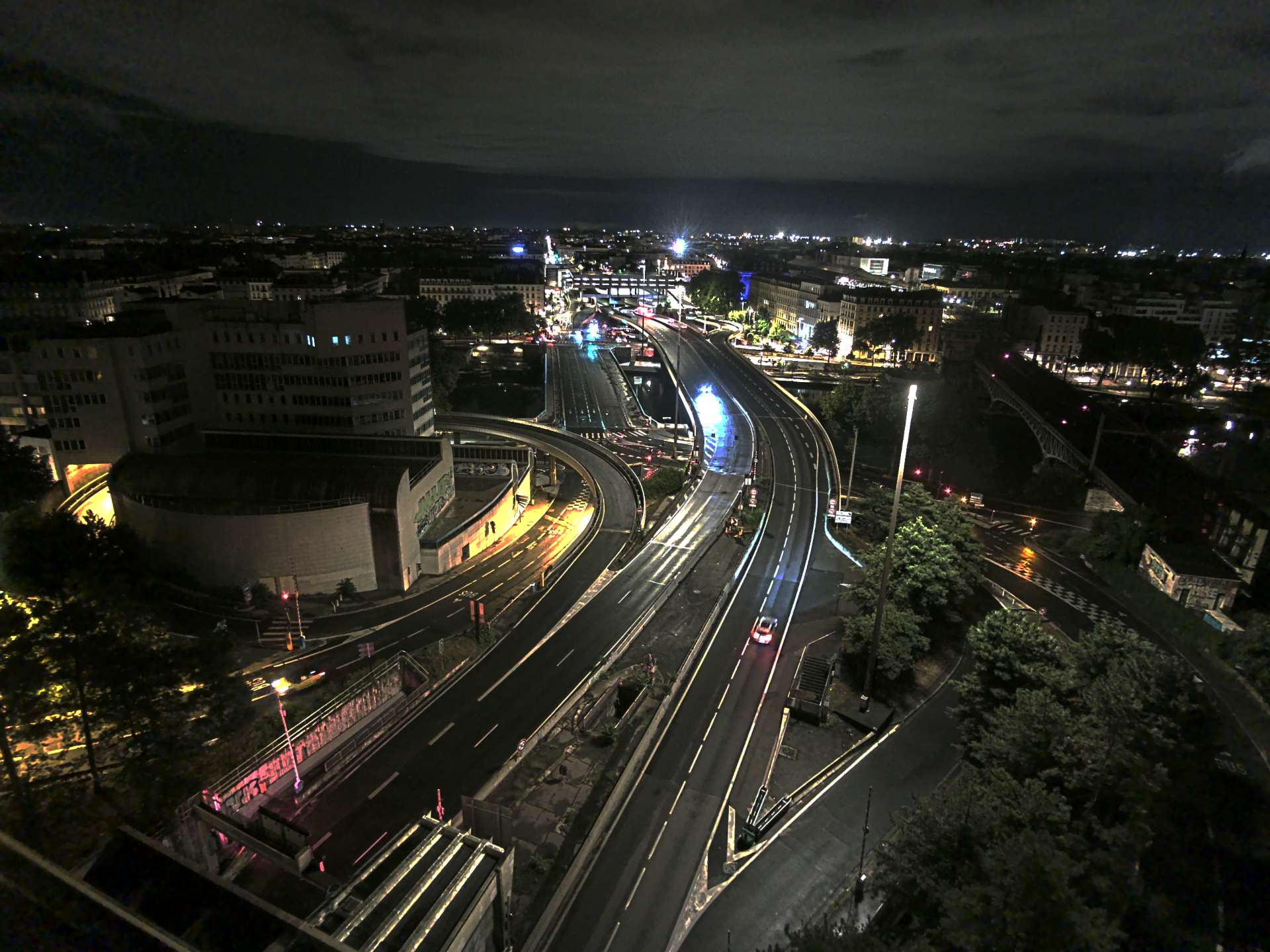 Caméra autoroute à Lyon Perrache à l'entrée Sud du Tunnel sous Fourvière, en direction de Marseille