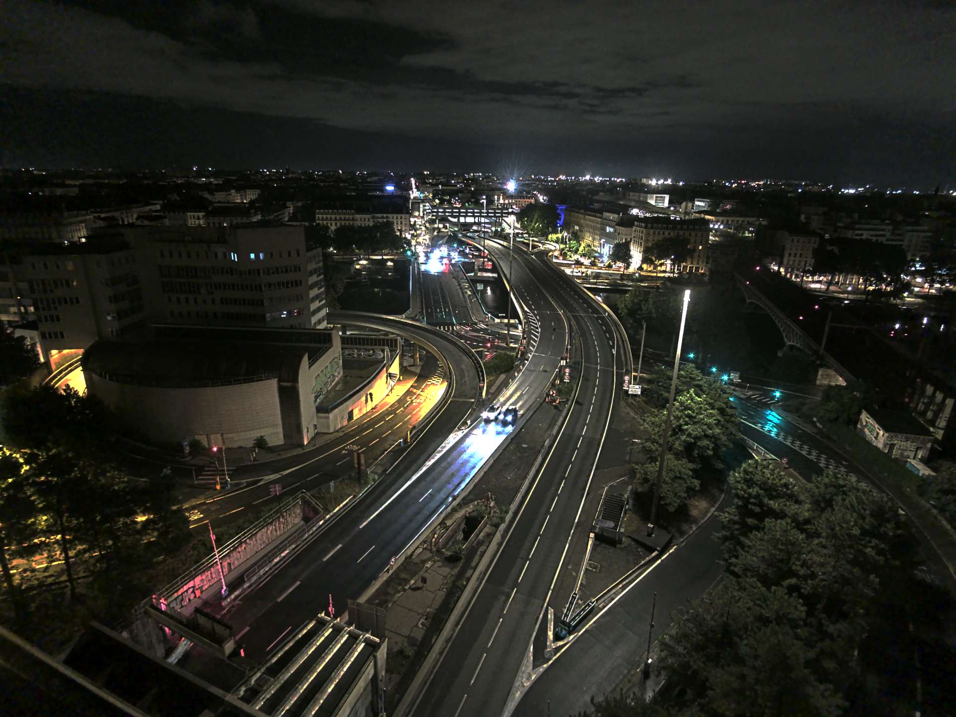 Caméra autoroute à Lyon Perrache à l'entrée Sud du Tunnel sous Fourvière, en direction de Marseille