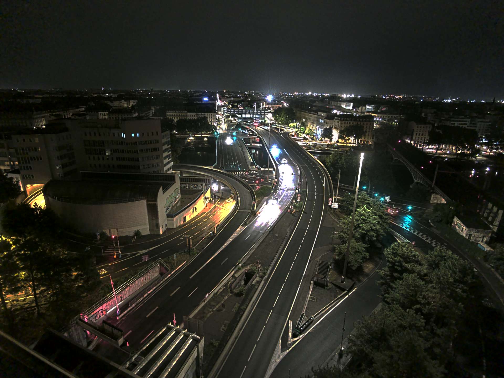 Caméra autoroute à Lyon Perrache à l'entrée Sud du Tunnel sous Fourvière, en direction de Marseille