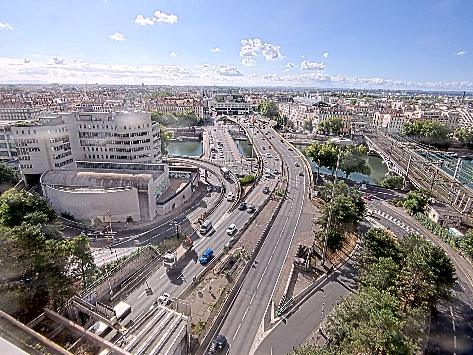 Caméra autoroute à Lyon Perrache à l'entrée Sud du Tunnel sous Fourvière, en direction de Marseille