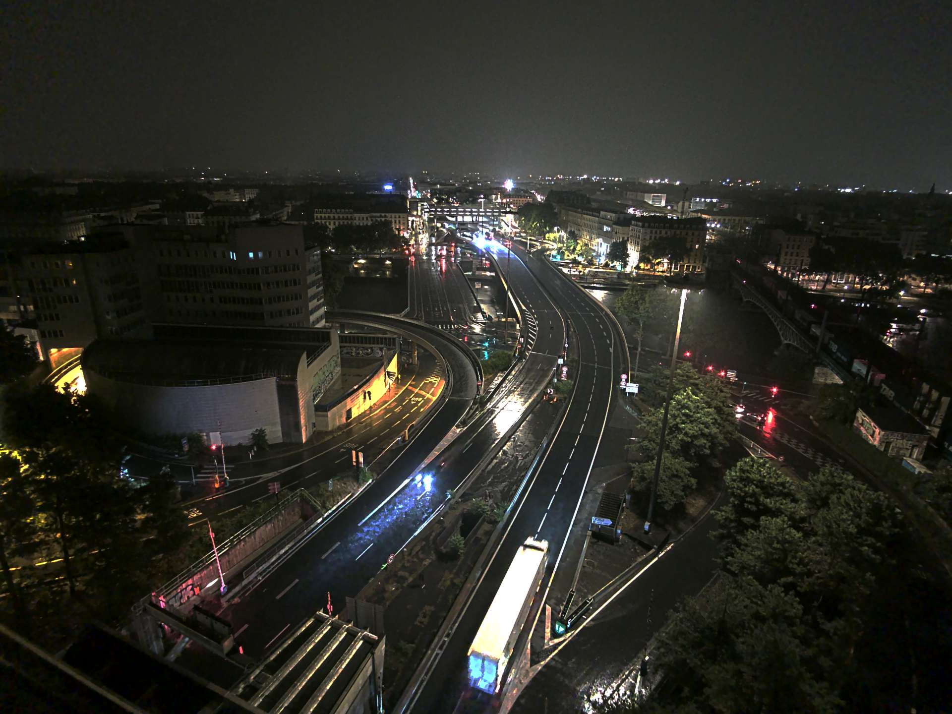 Caméra autoroute à Lyon Perrache à l'entrée Sud du Tunnel sous Fourvière, en direction de Marseille
