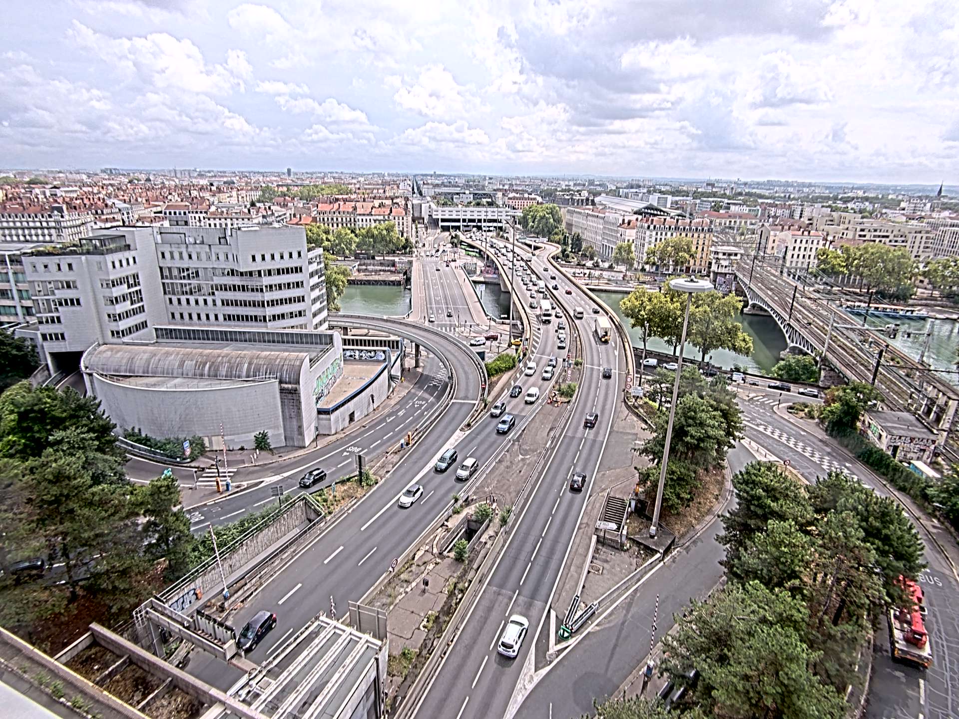 Caméra autoroute à Lyon Perrache à l'entrée Sud du Tunnel sous Fourvière, en direction de Marseille