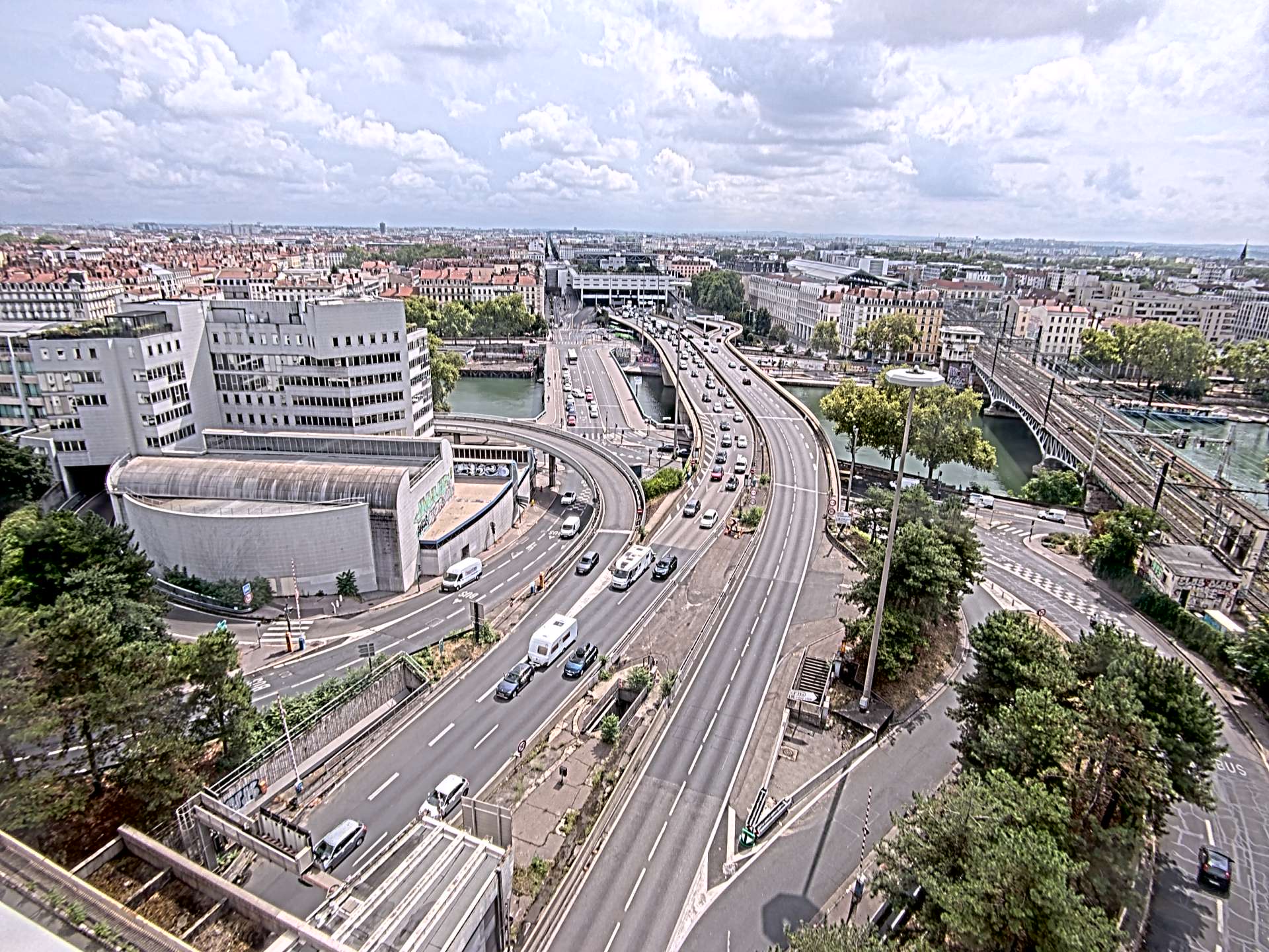 Caméra autoroute à Lyon Perrache à l'entrée Sud du Tunnel sous Fourvière, en direction de Marseille