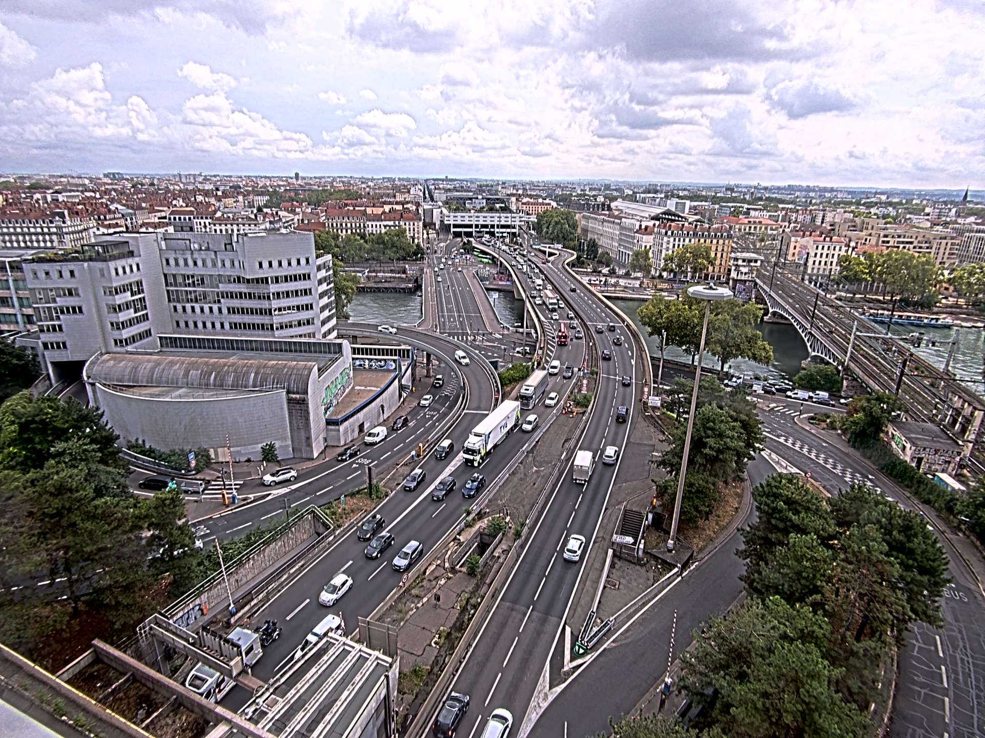 Caméra autoroute à Lyon Perrache à l'entrée Sud du Tunnel sous Fourvière, en direction de Marseille