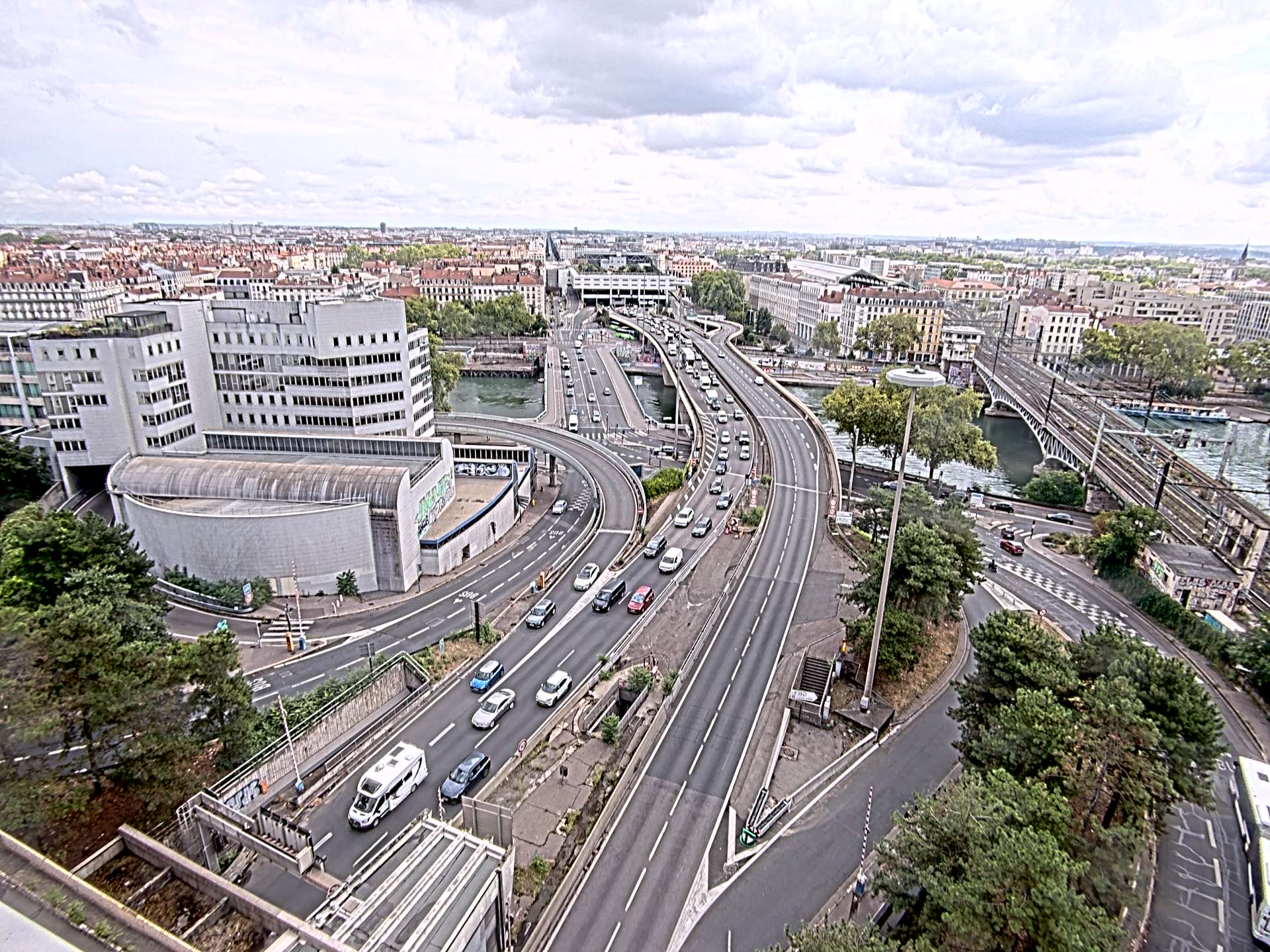 Caméra autoroute à Lyon Perrache à l'entrée Sud du Tunnel sous Fourvière, en direction de Marseille