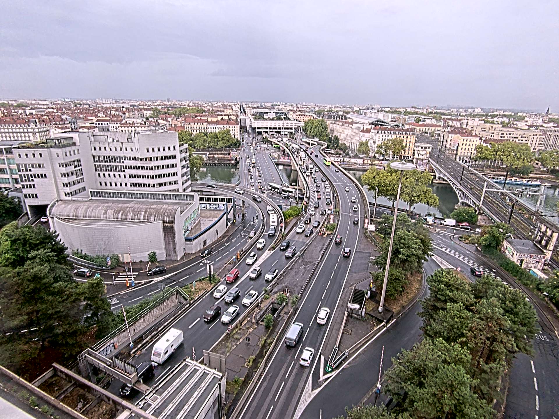Caméra autoroute à Lyon Perrache à l'entrée Sud du Tunnel sous Fourvière, en direction de Marseille