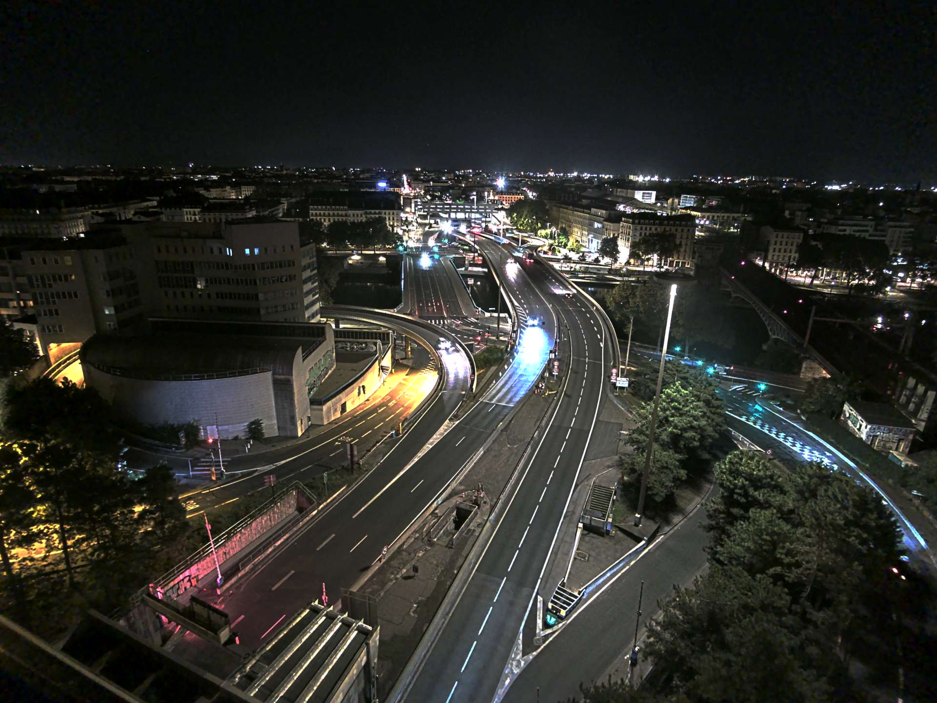 Caméra autoroute à Lyon Perrache à l'entrée Sud du Tunnel sous Fourvière, en direction de Marseille