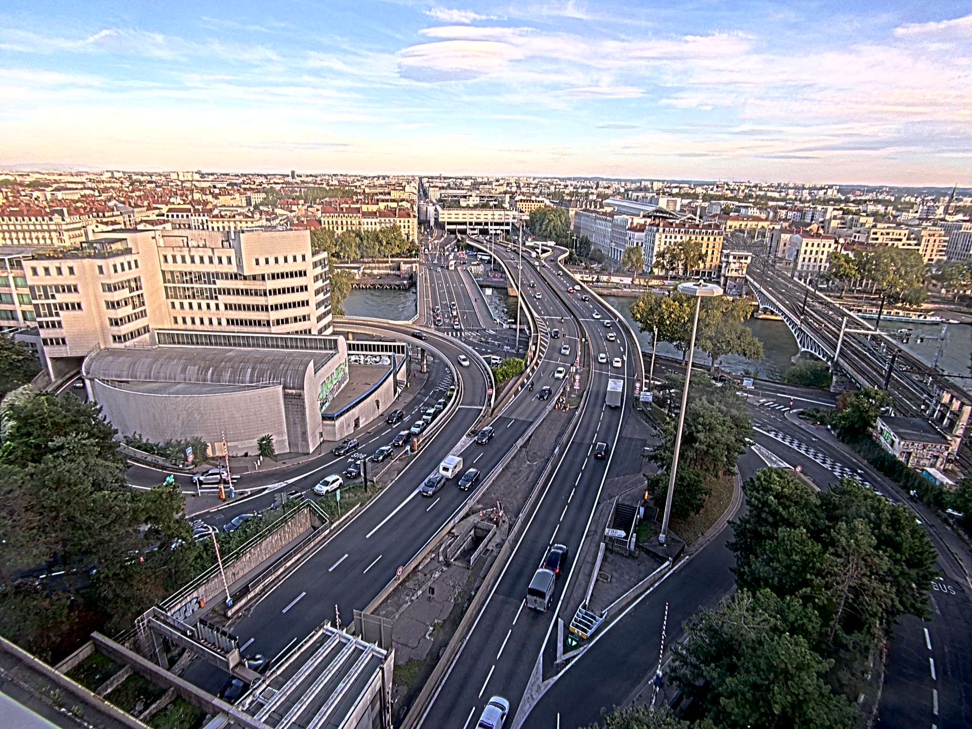 Caméra autoroute à Lyon Perrache à l'entrée Sud du Tunnel sous Fourvière, en direction de Marseille