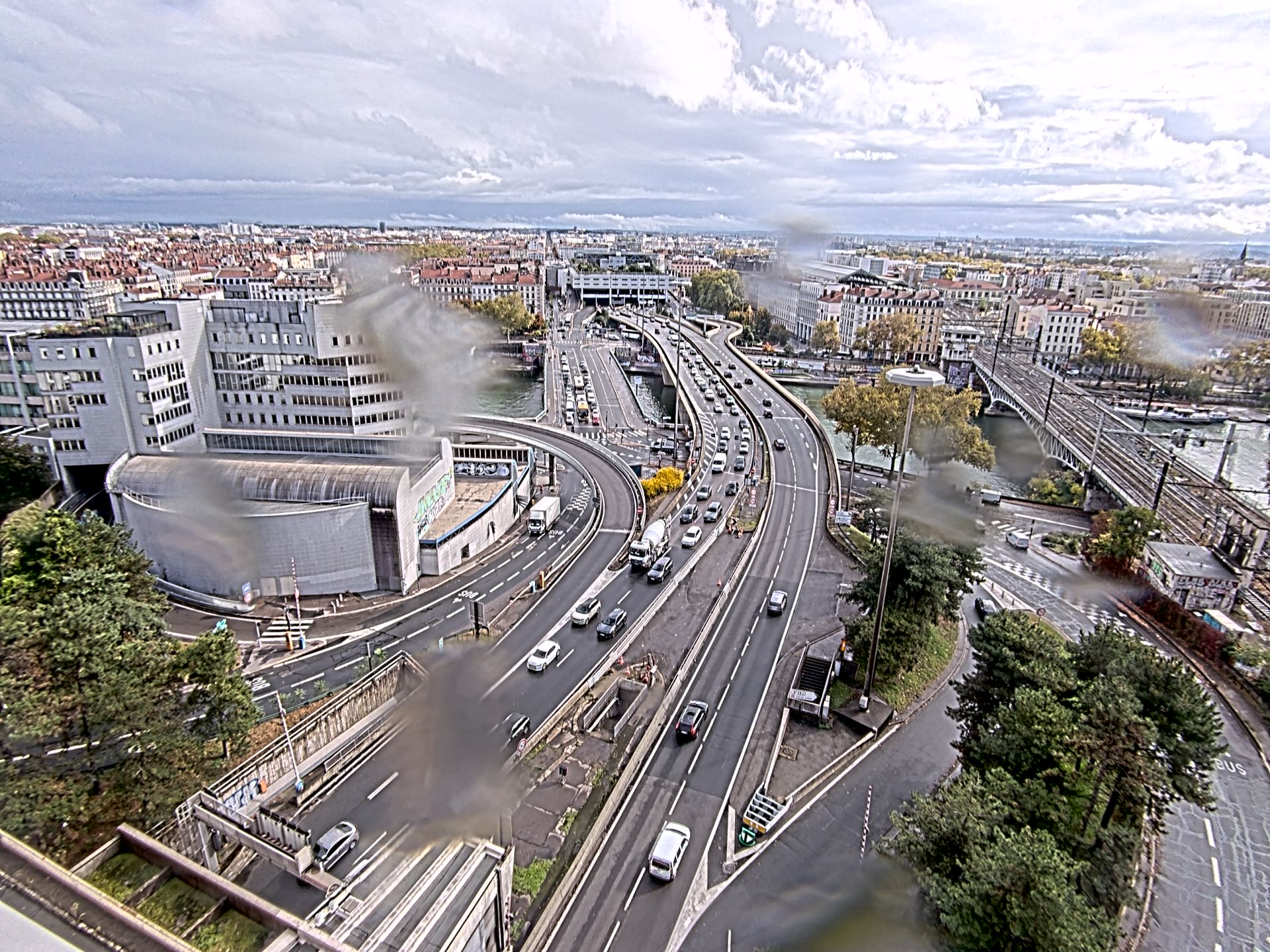 Caméra autoroute à Lyon Perrache à l'entrée Sud du Tunnel sous Fourvière, en direction de Marseille