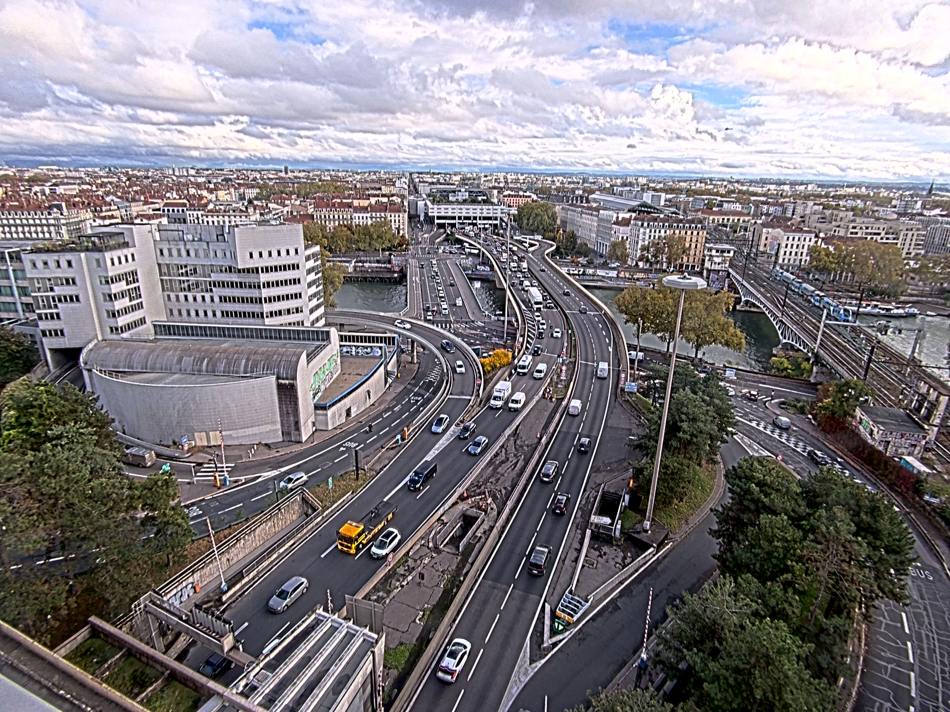 Caméra autoroute à Lyon Perrache à l'entrée Sud du Tunnel sous Fourvière, en direction de Marseille