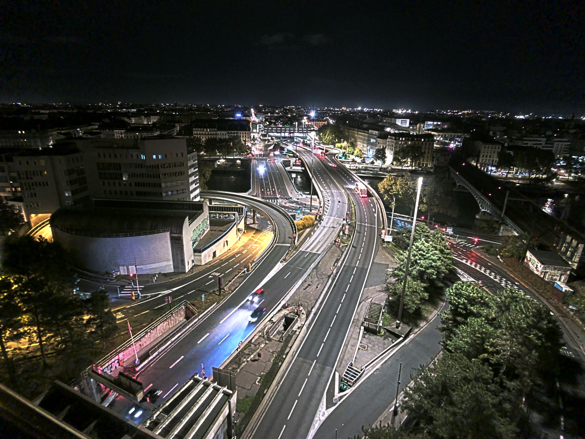 Caméra autoroute à Lyon Perrache à l'entrée Sud du Tunnel sous Fourvière, en direction de Marseille