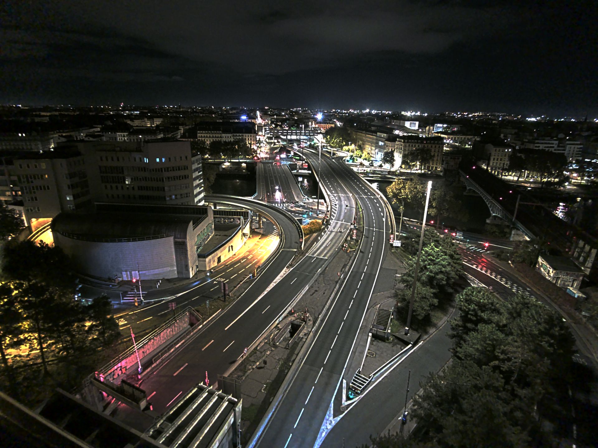 Caméra autoroute à Lyon Perrache à l'entrée Sud du Tunnel sous Fourvière, en direction de Marseille