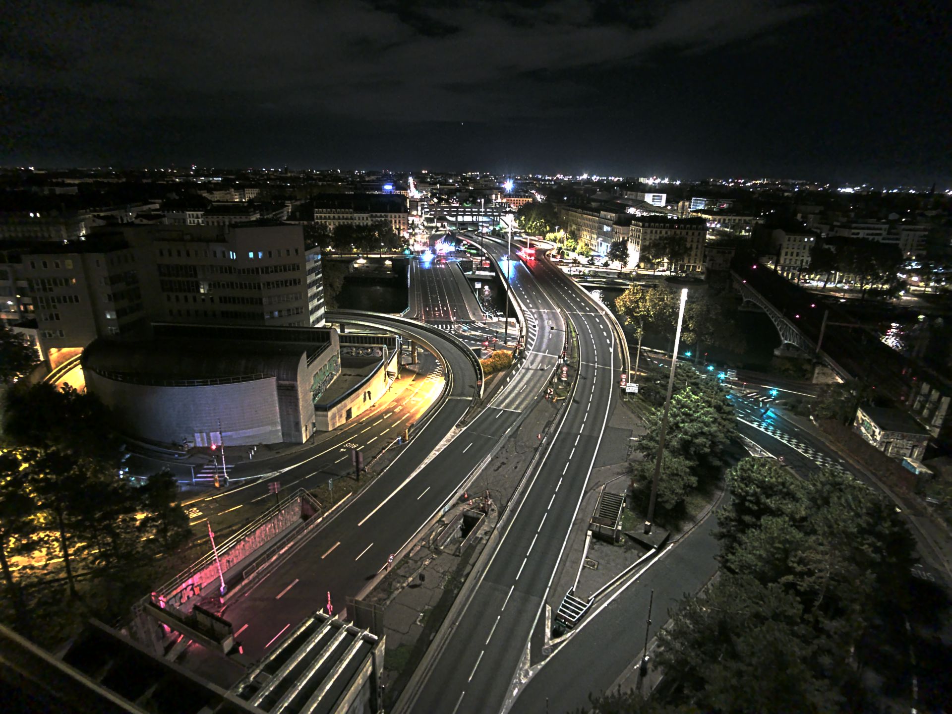 Caméra autoroute à Lyon Perrache à l'entrée Sud du Tunnel sous Fourvière, en direction de Marseille