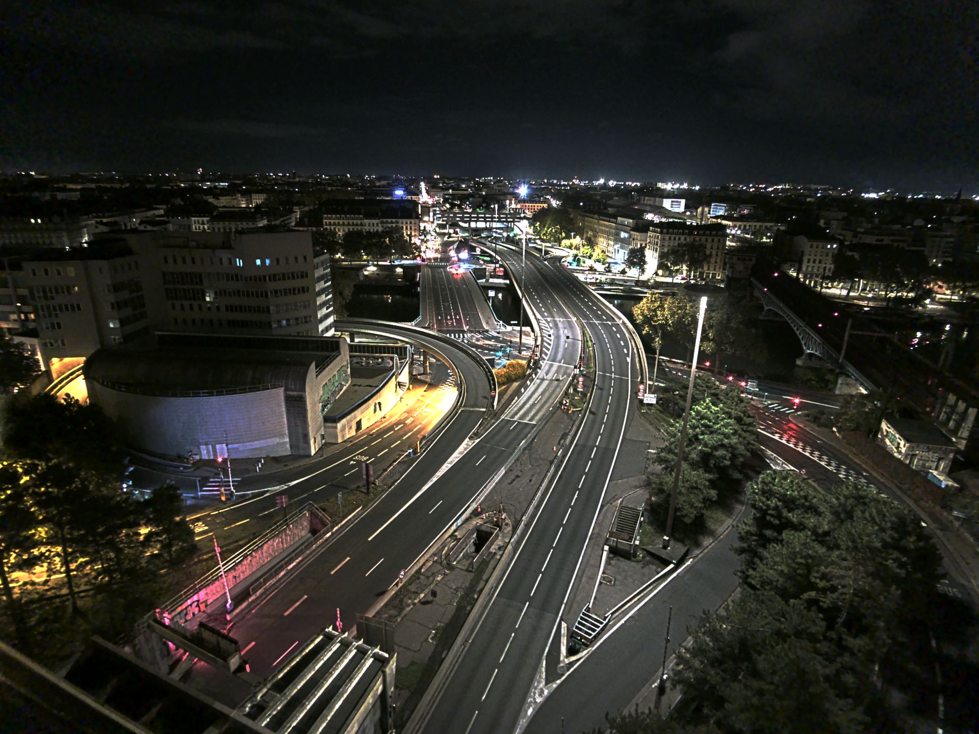 Caméra autoroute à Lyon Perrache à l'entrée Sud du Tunnel sous Fourvière, en direction de Marseille