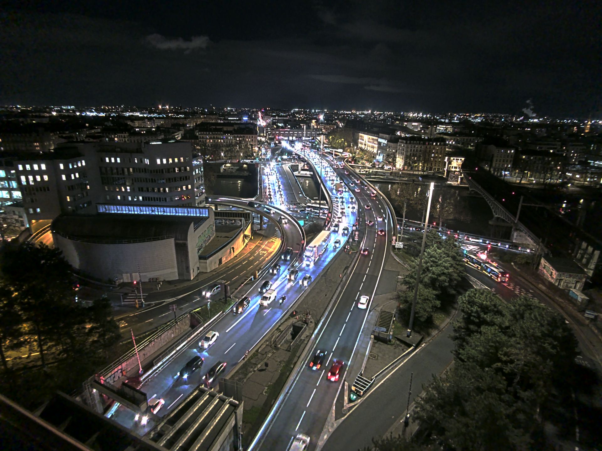 Caméra autoroute à Lyon Perrache à l'entrée Sud du Tunnel sous Fourvière, en direction de Marseille