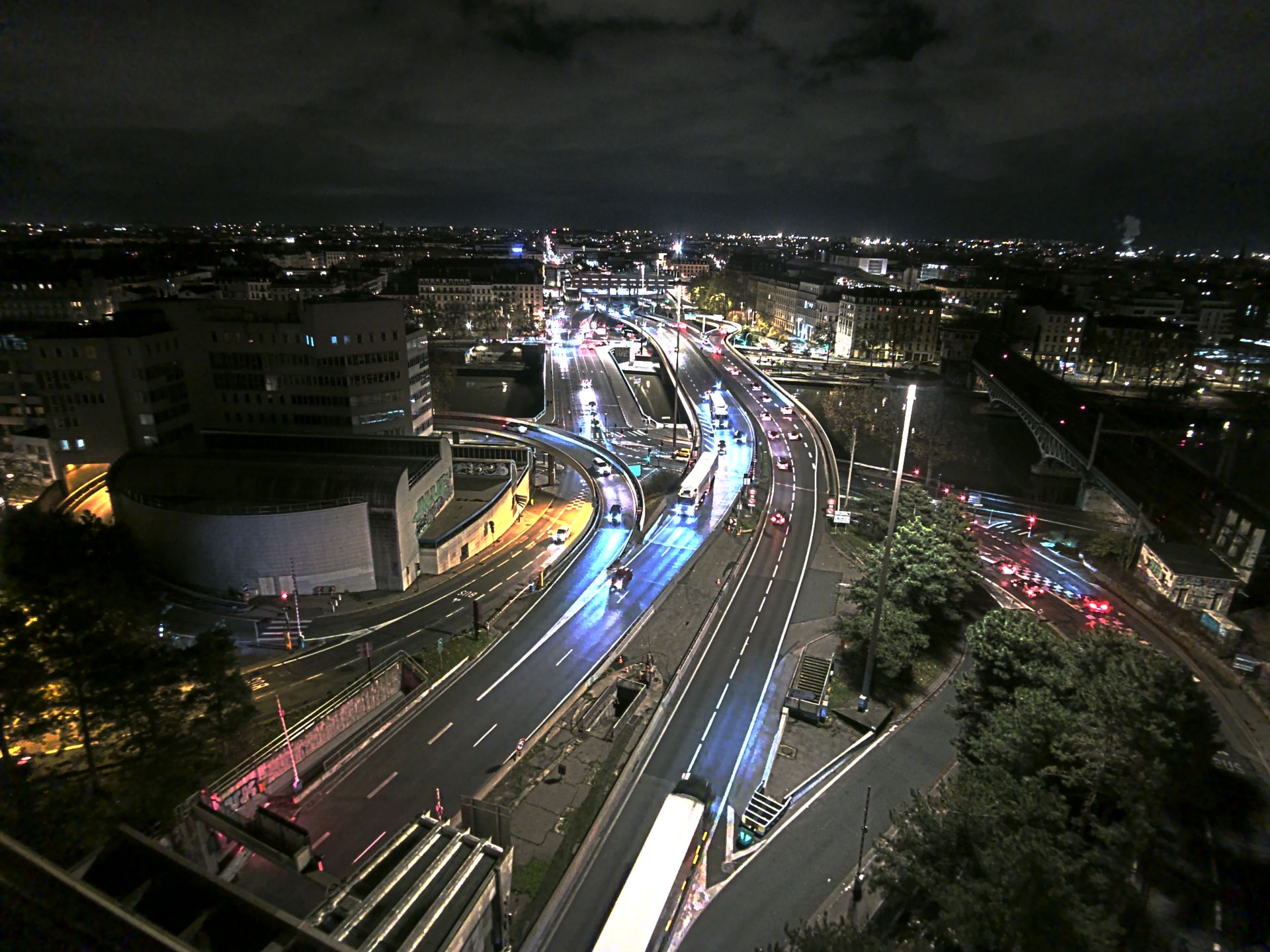 Caméra autoroute à Lyon Perrache à l'entrée Sud du Tunnel sous Fourvière, en direction de Marseille