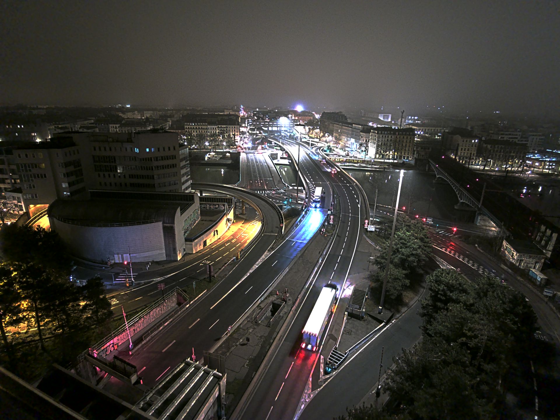 Caméra autoroute à Lyon Perrache à l'entrée Sud du Tunnel sous Fourvière, en direction de Marseille