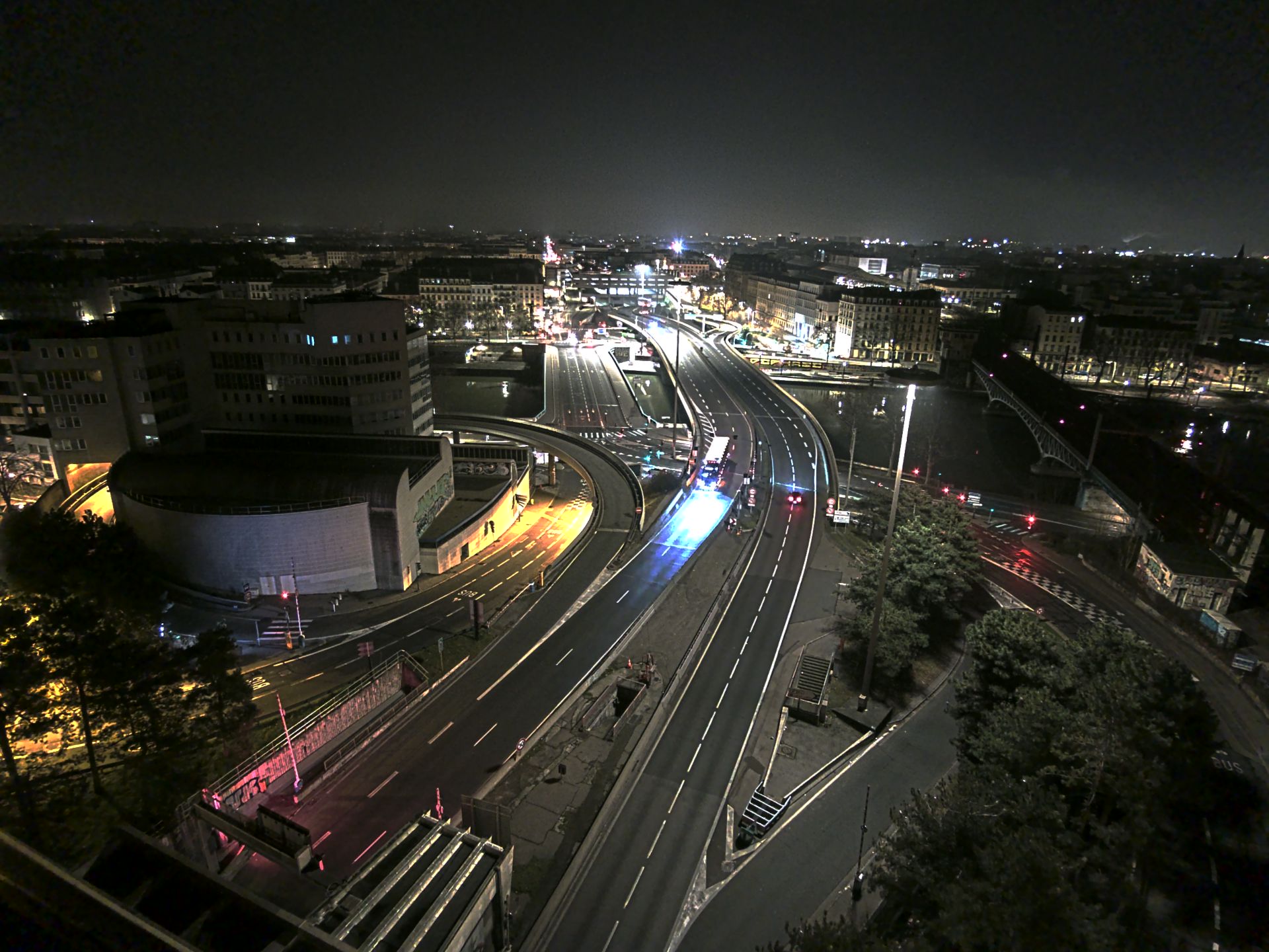 Caméra autoroute à Lyon Perrache à l'entrée Sud du Tunnel sous Fourvière, en direction de Marseille