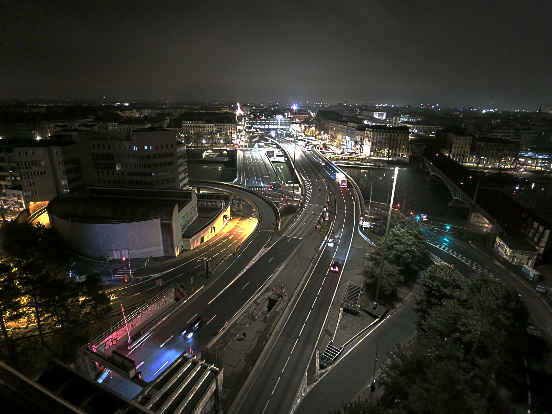 Caméra autoroute à Lyon Perrache à l'entrée Sud du Tunnel sous Fourvière, en direction de Marseille