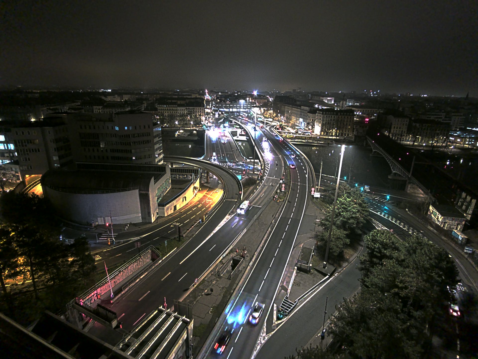 Caméra autoroute à Lyon Perrache à l'entrée Sud du Tunnel sous Fourvière, en direction de Marseille