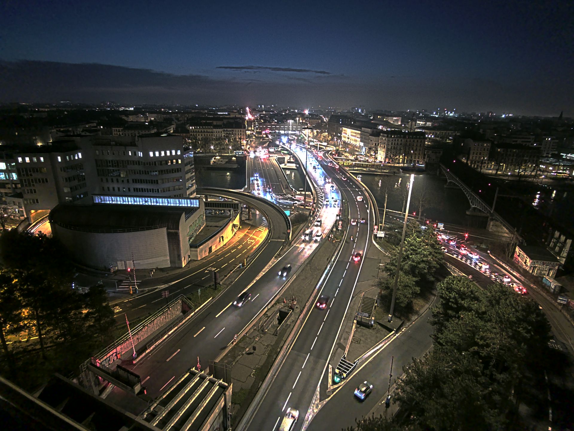 Caméra autoroute à Lyon Perrache à l'entrée Sud du Tunnel sous Fourvière, en direction de Marseille