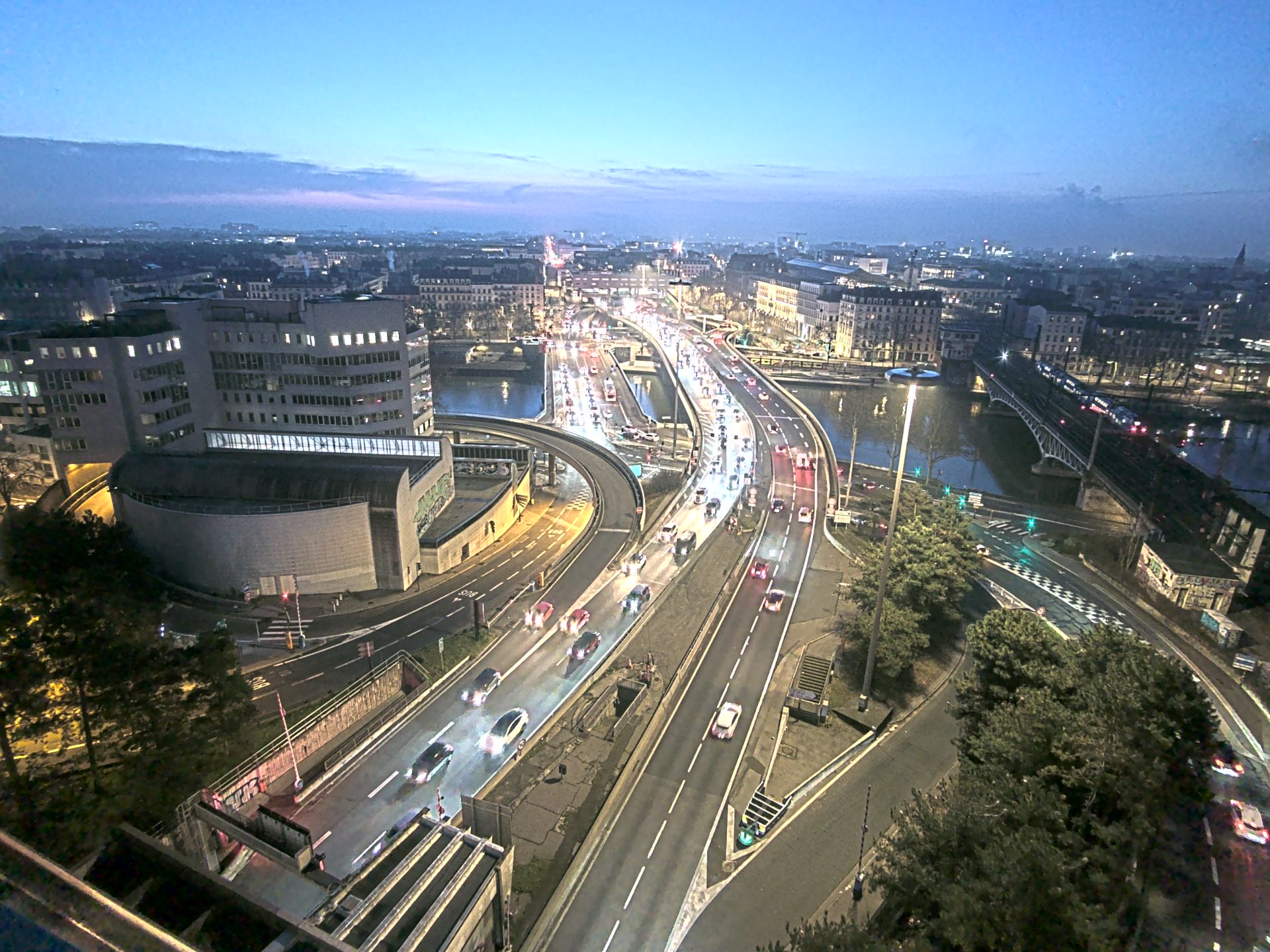 Caméra autoroute à Lyon Perrache à l'entrée Sud du Tunnel sous Fourvière, en direction de Marseille