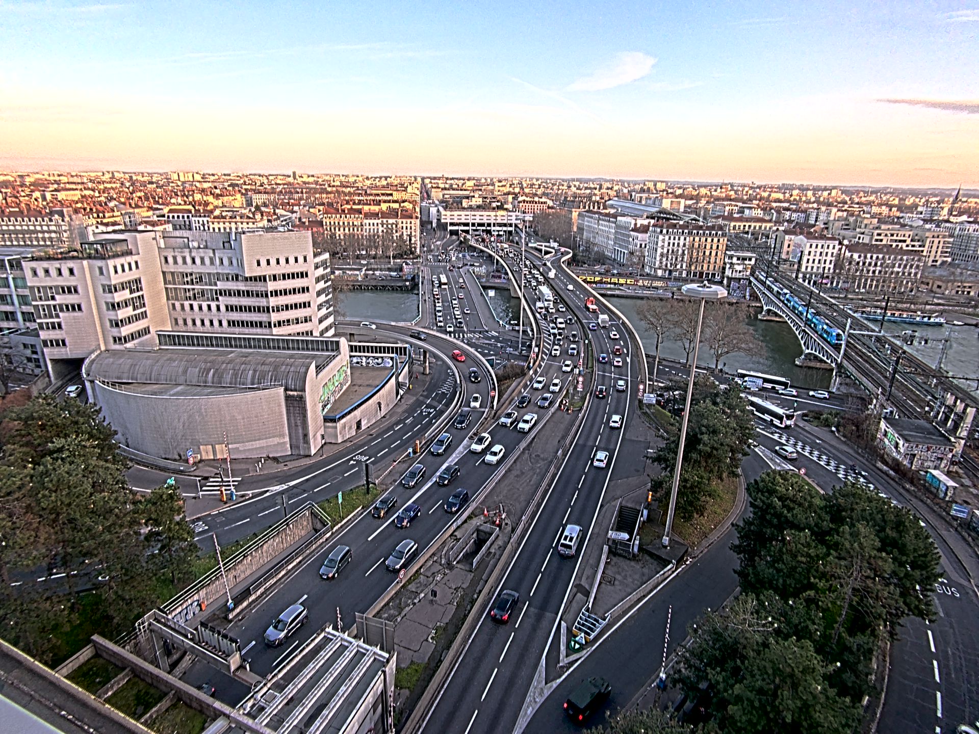 Caméra autoroute à Lyon Perrache à l'entrée Sud du Tunnel sous Fourvière, en direction de Marseille